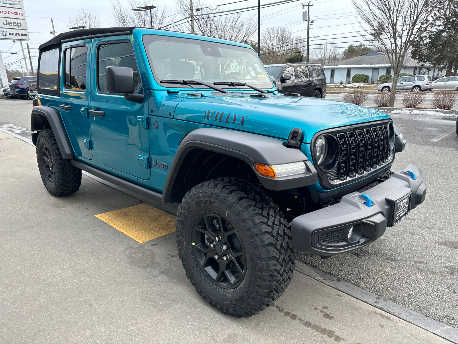 2024 Jeep Wrangler 4xe Willys 8