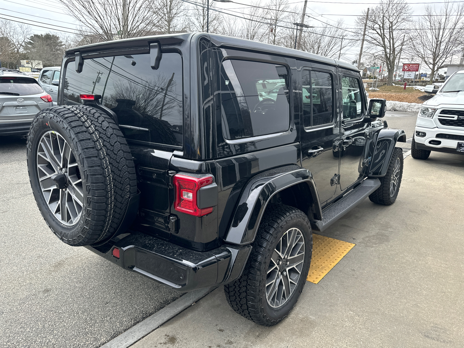 2024 Jeep Wrangler 4xe High Altitude 6