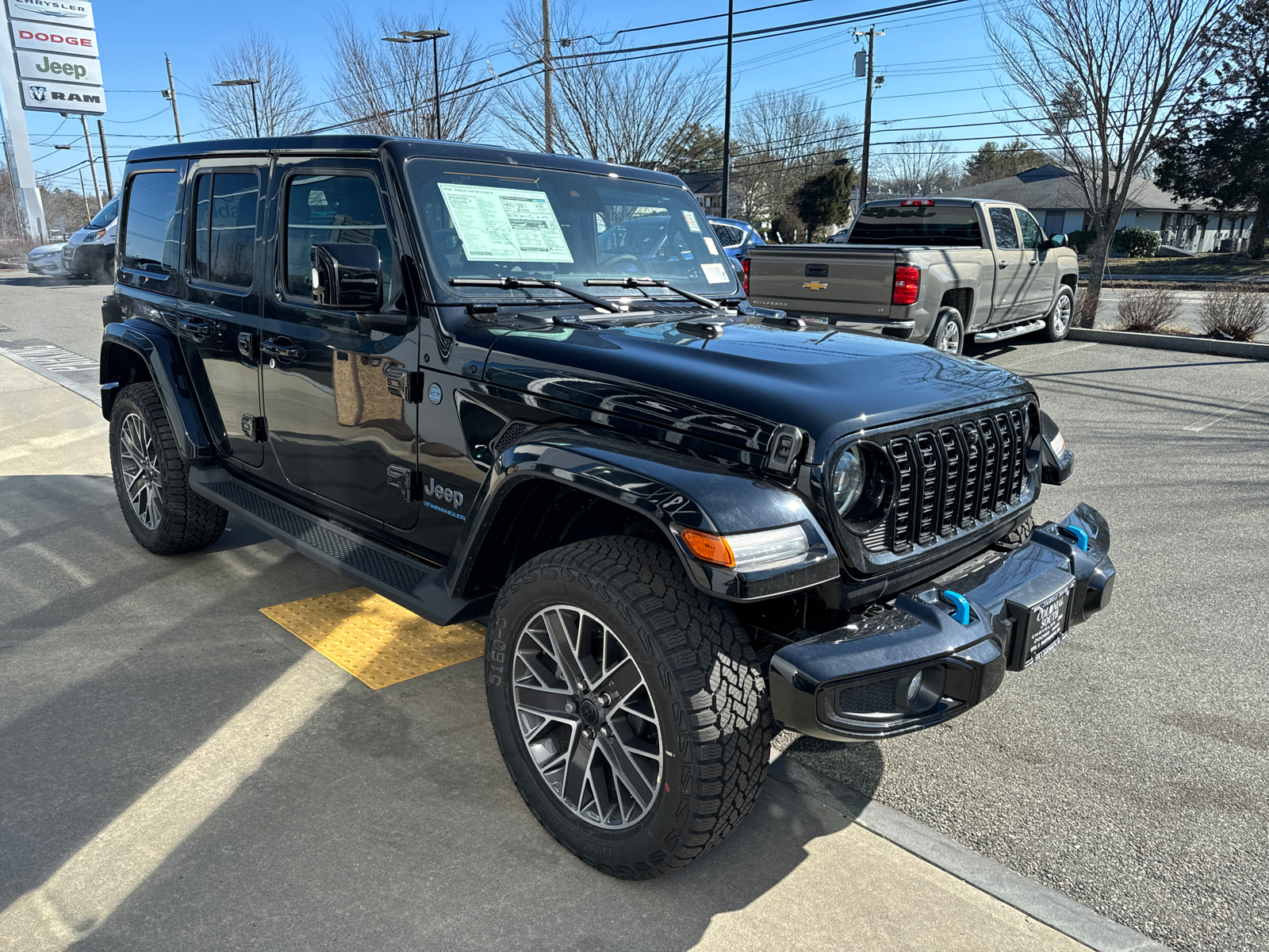 2024 Jeep Wrangler 4xe High Altitude 8