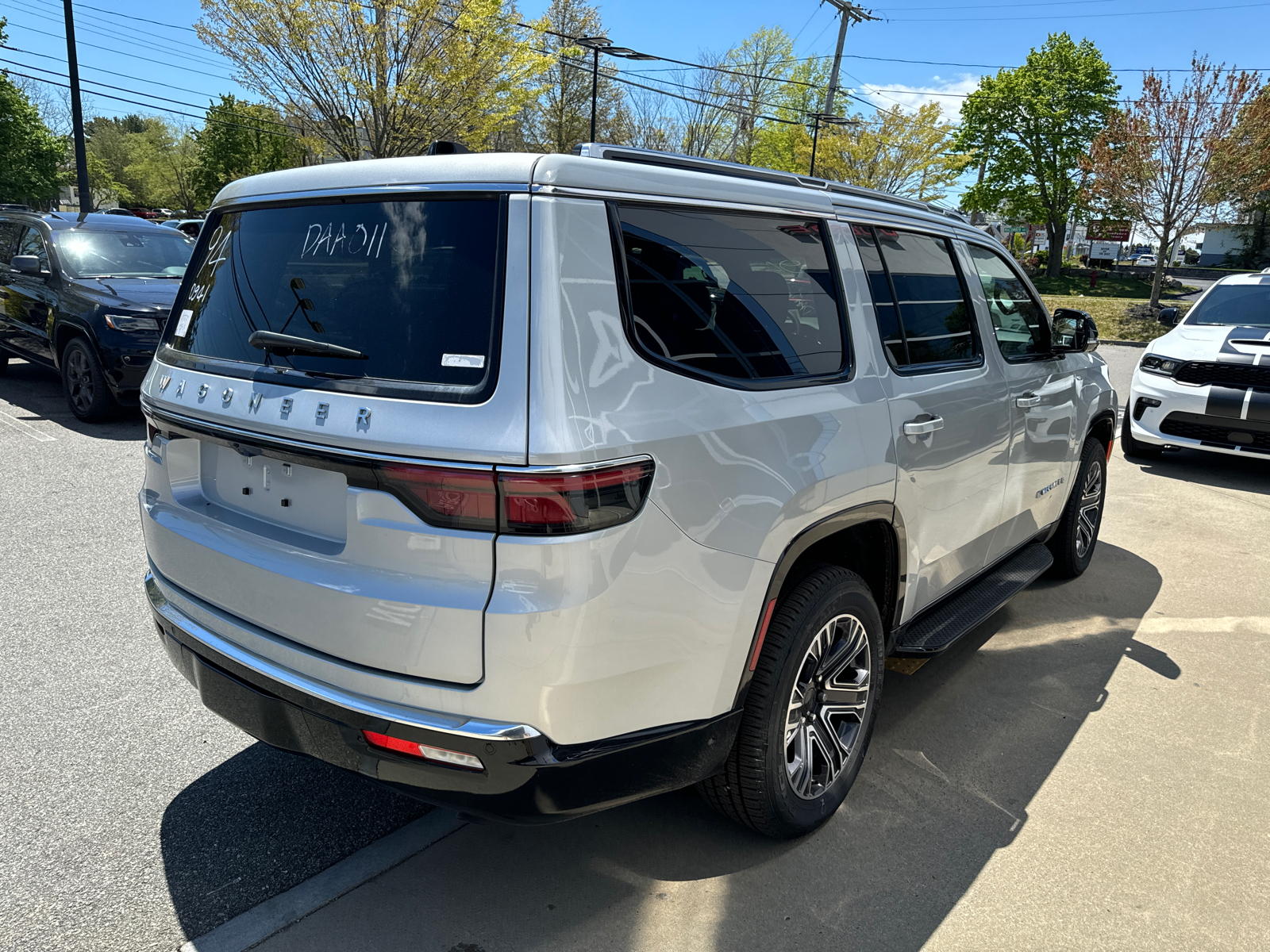 2024 Jeep Wagoneer  6