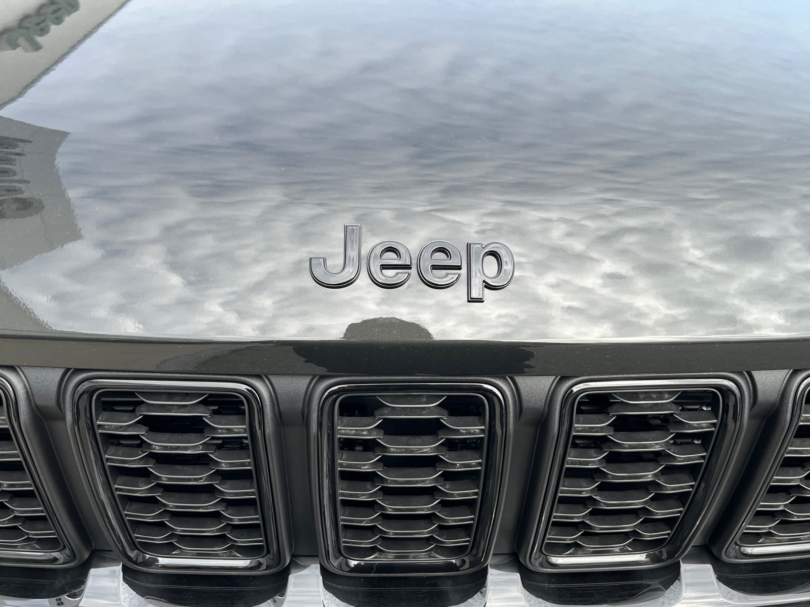 2024 Jeep Grand Cherokee Limited 37