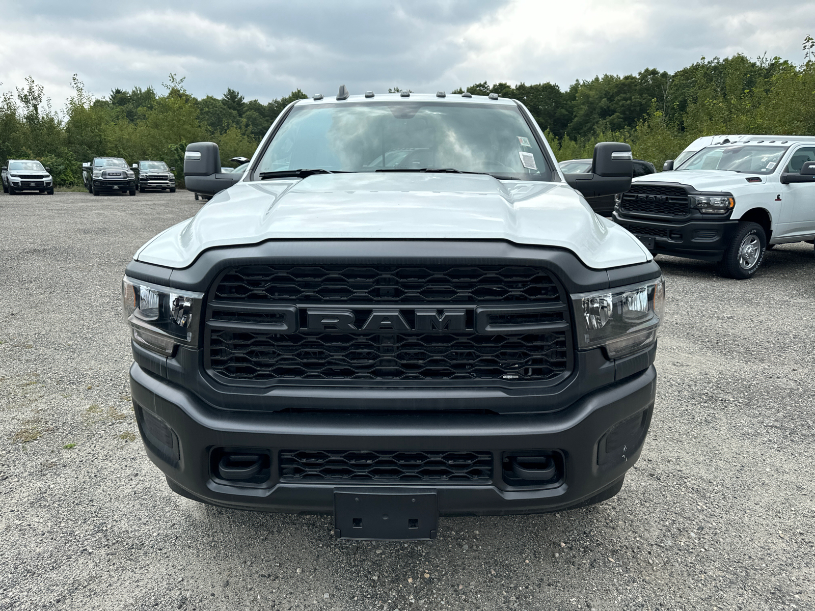 2024 Ram 3500 Tradesman 4x4 Reg Cab 8 Box 9