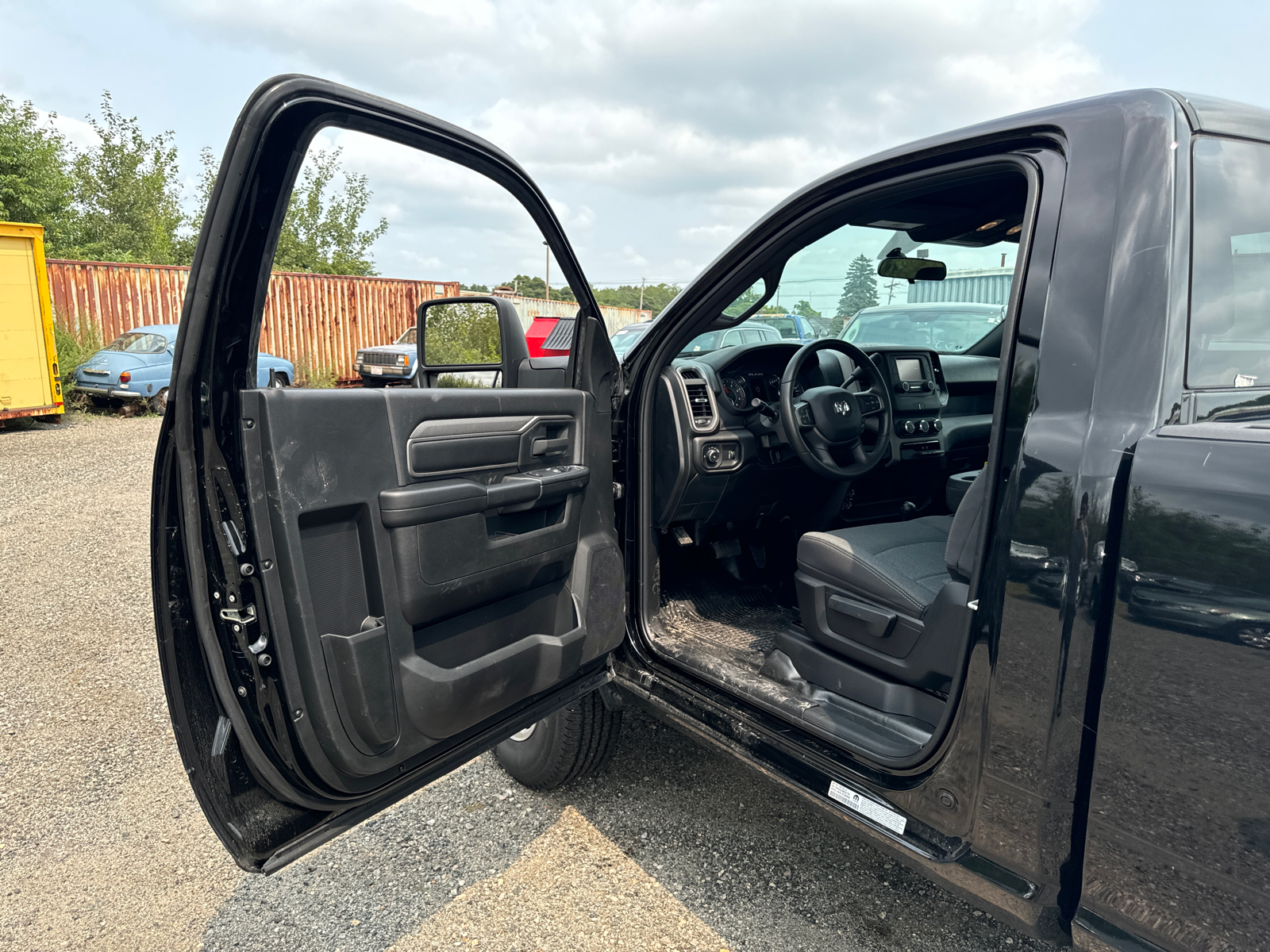 2024 Ram 3500 Tradesman 4x4 Reg Cab 8 Box 11