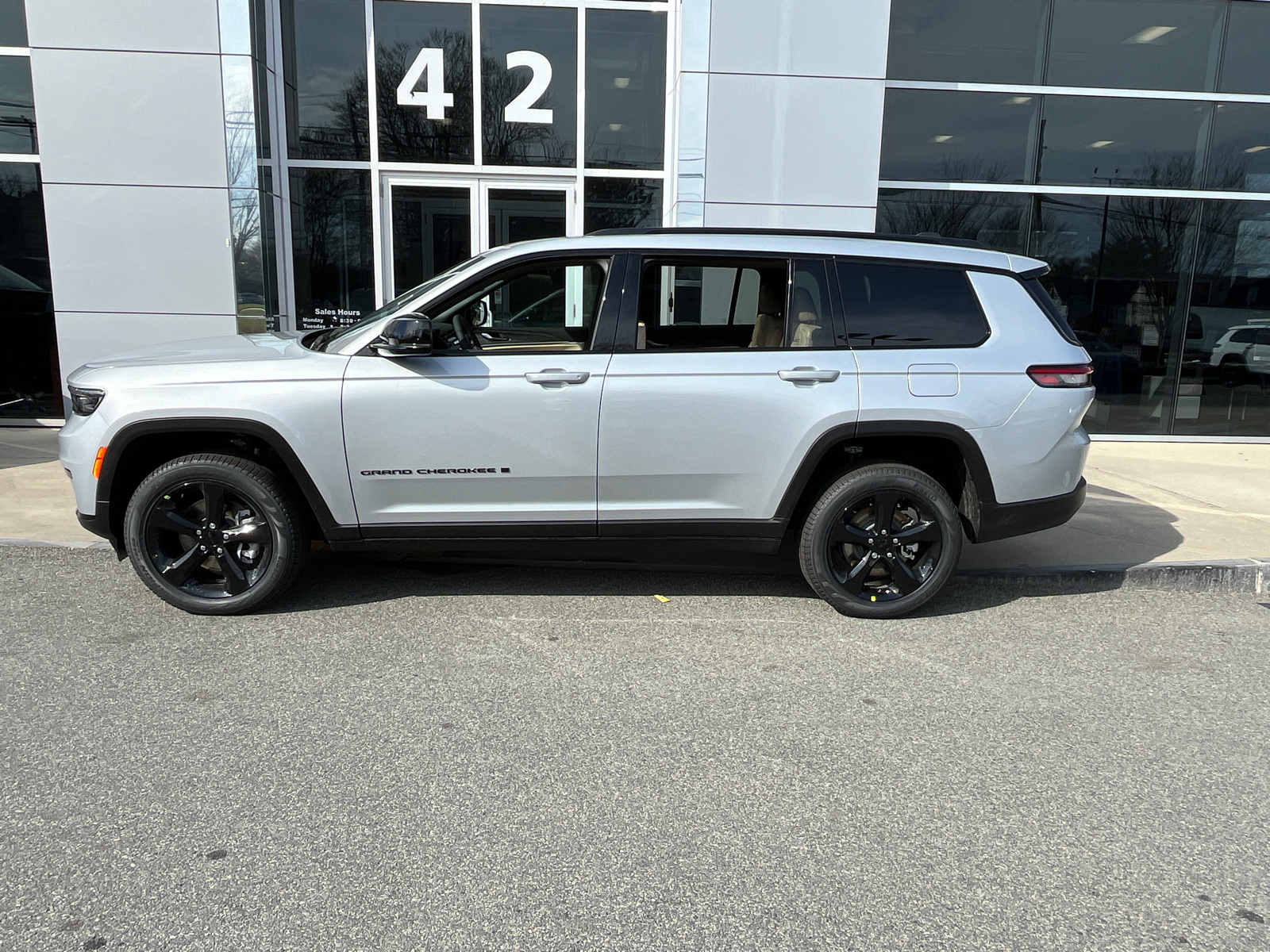 2024 Jeep Grand Cherokee L Limited 2