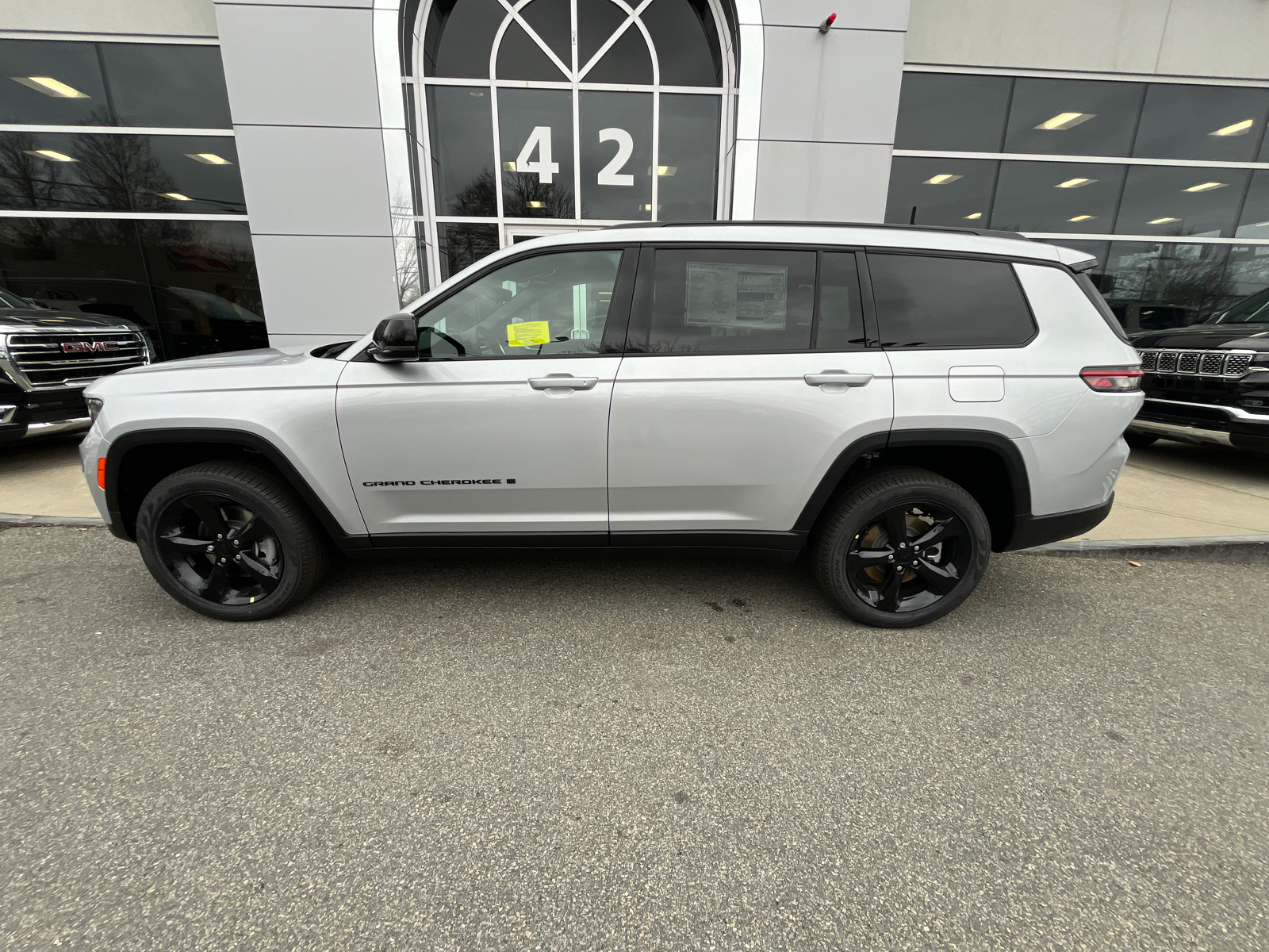 2024 Jeep Grand Cherokee L Limited 2