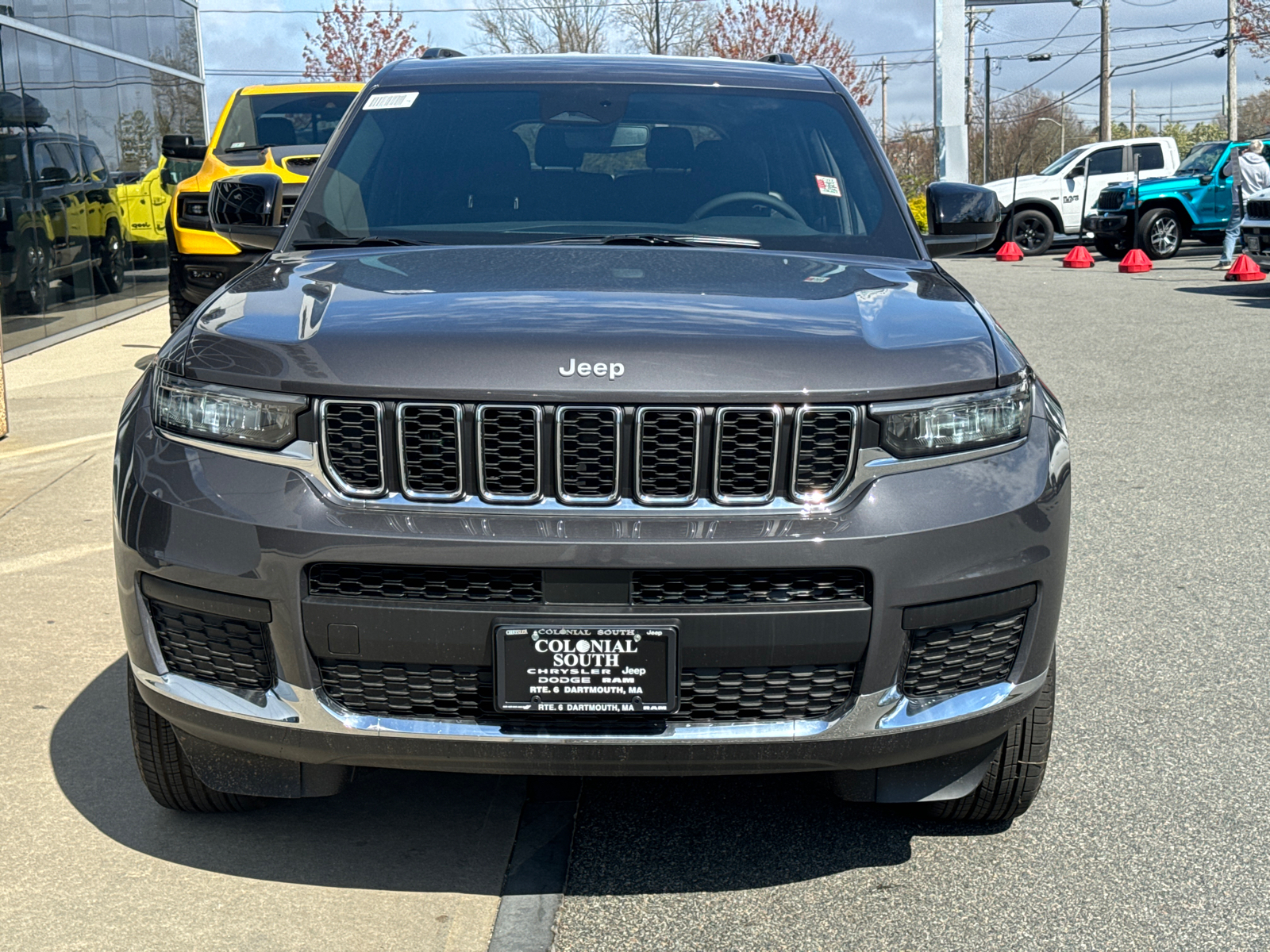 2024 Jeep Grand Cherokee L Laredo 38