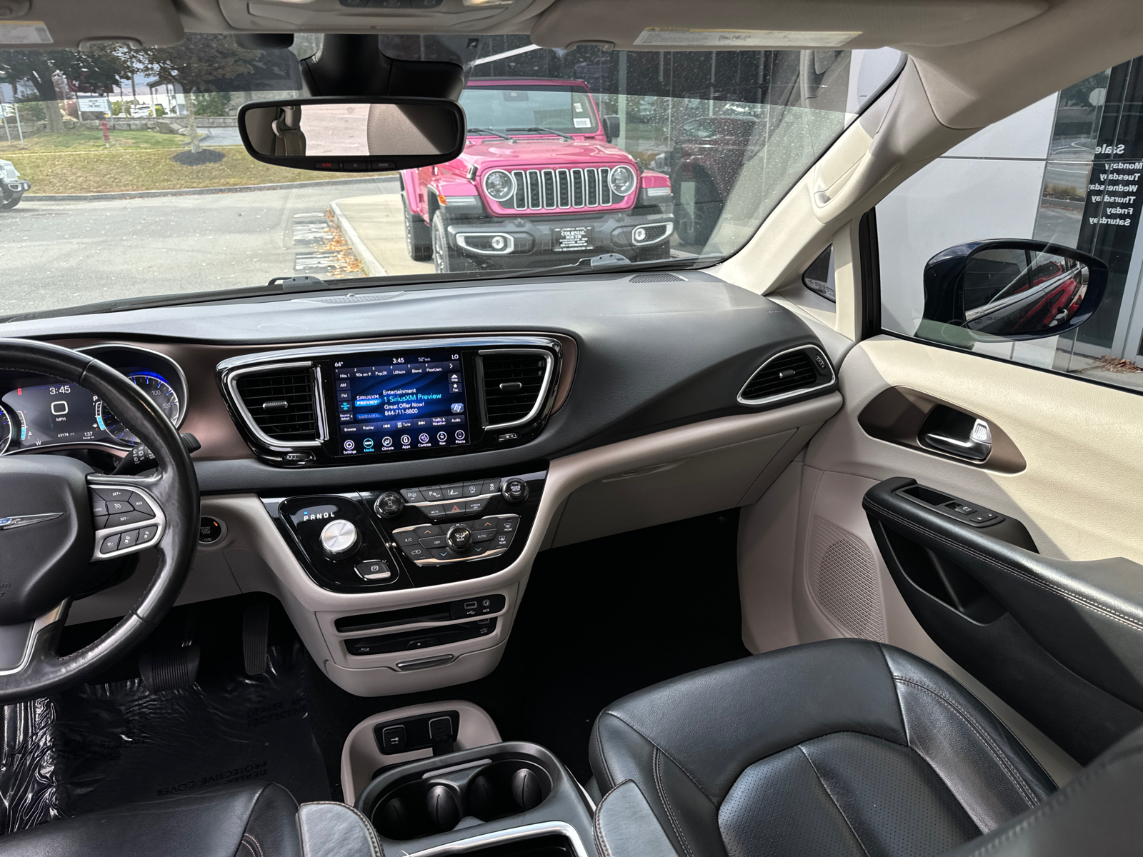 2019 Chrysler Pacifica Touring L Plus 35