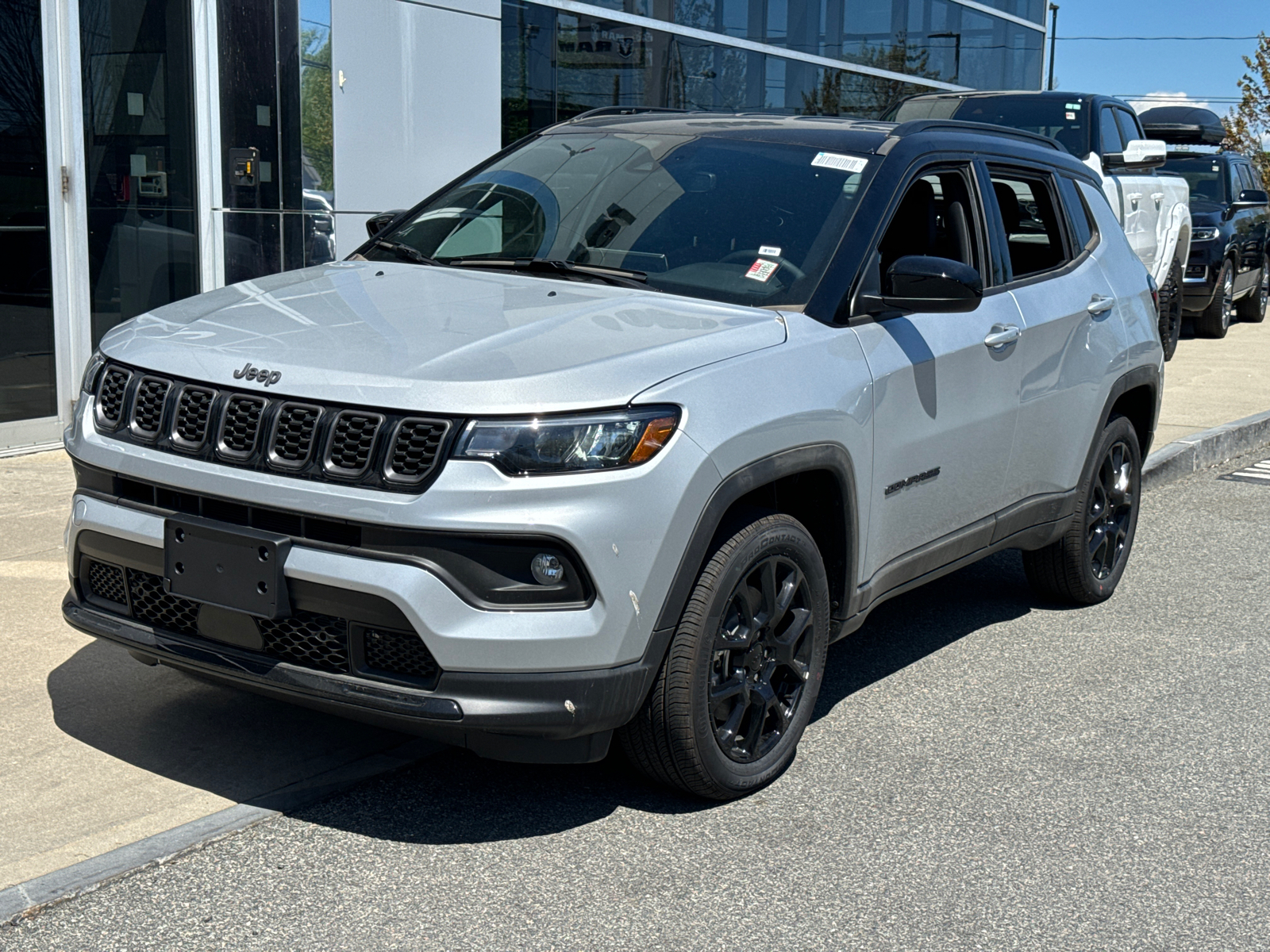 2024 Jeep Compass Latitude 1