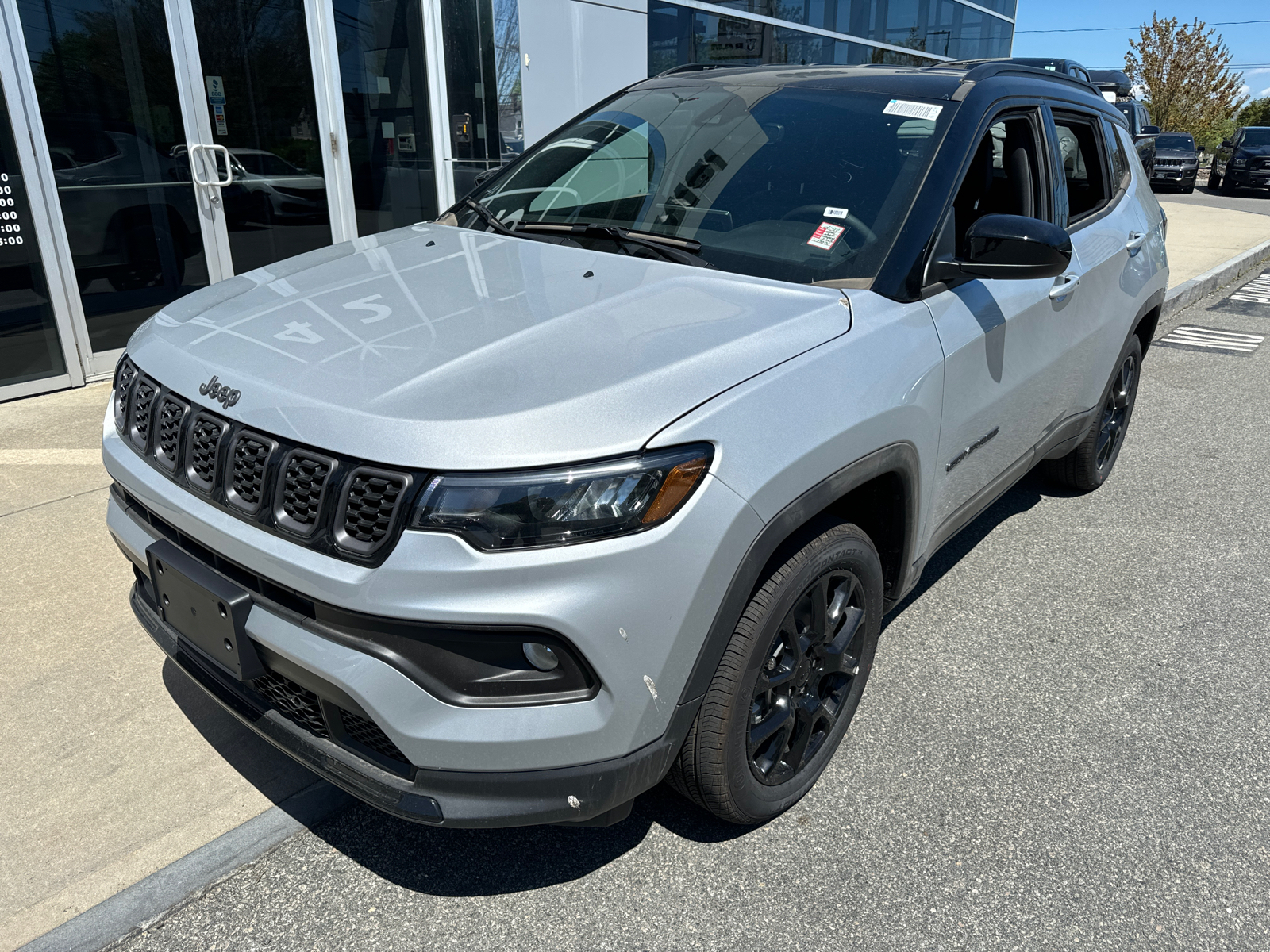 2024 Jeep Compass Latitude 2