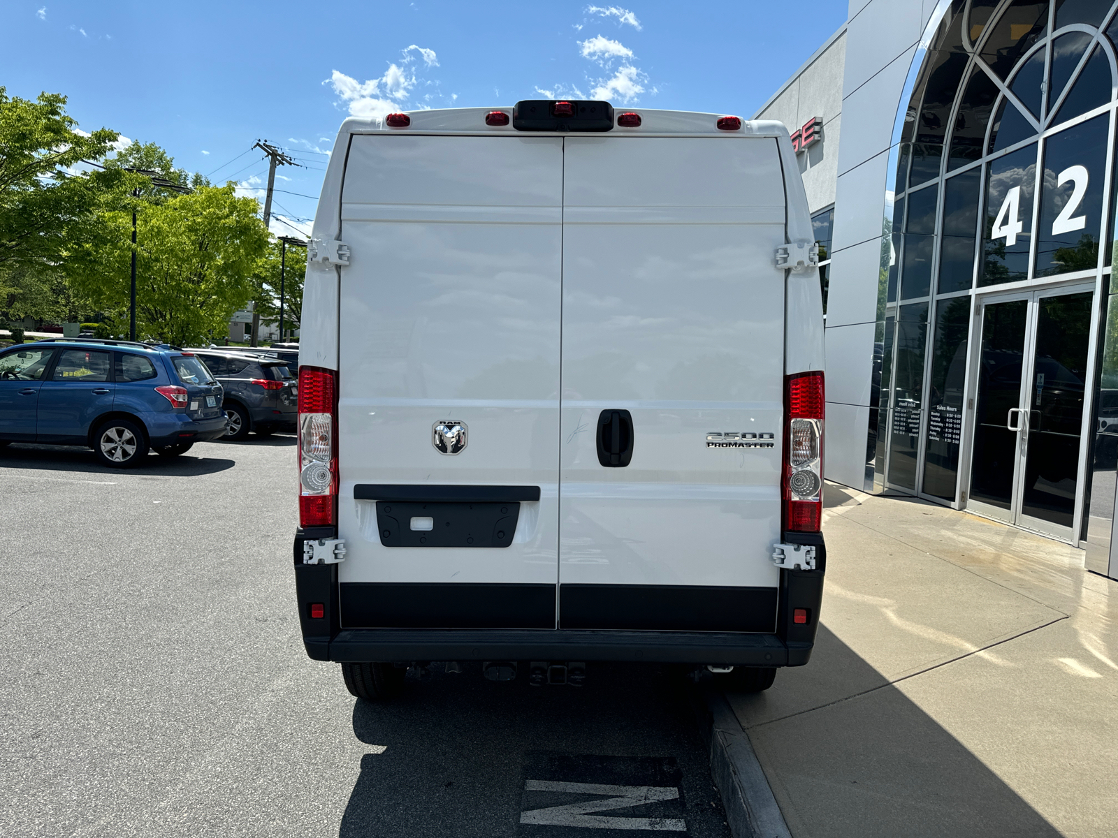 2024 Ram ProMaster Tradesman 5