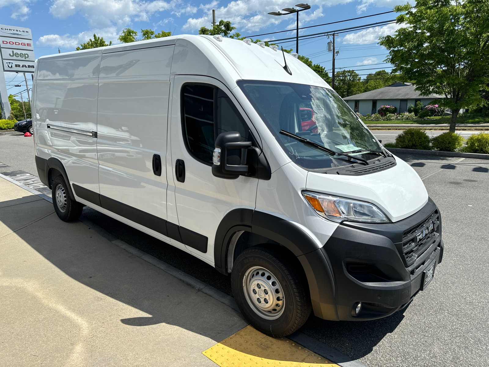 2024 Ram ProMaster Tradesman 8