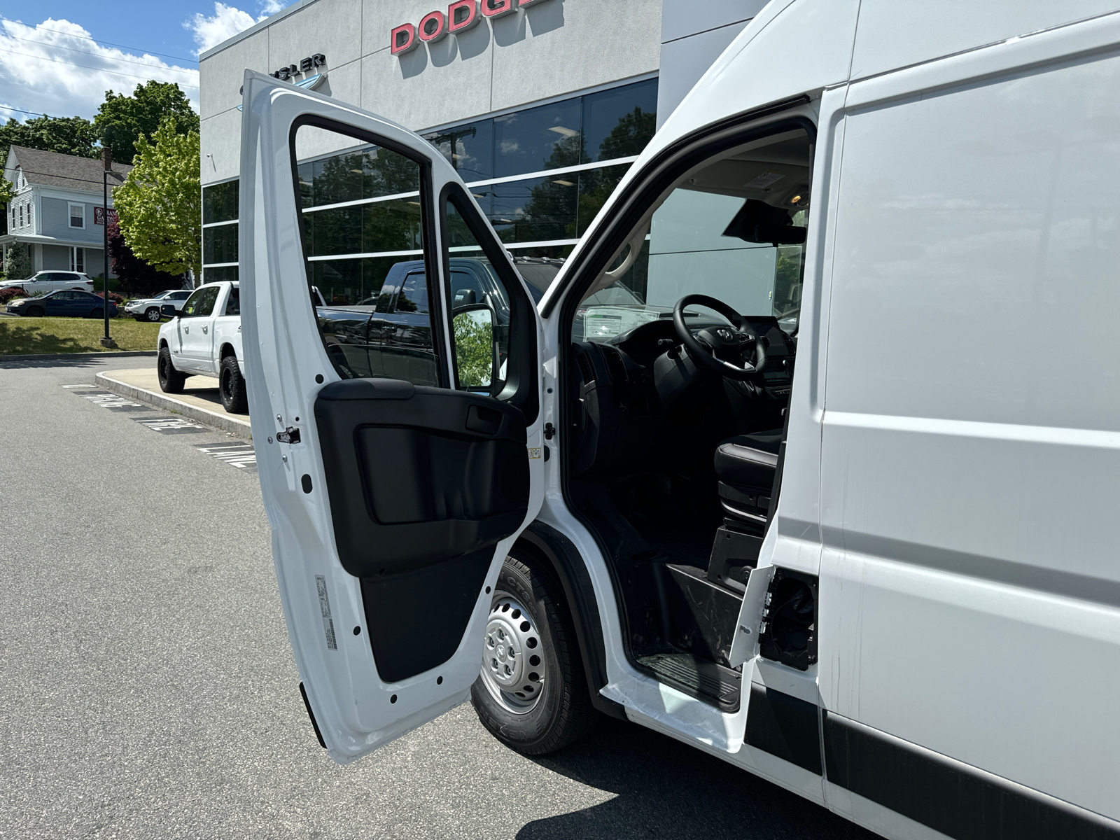 2024 Ram ProMaster Tradesman 12