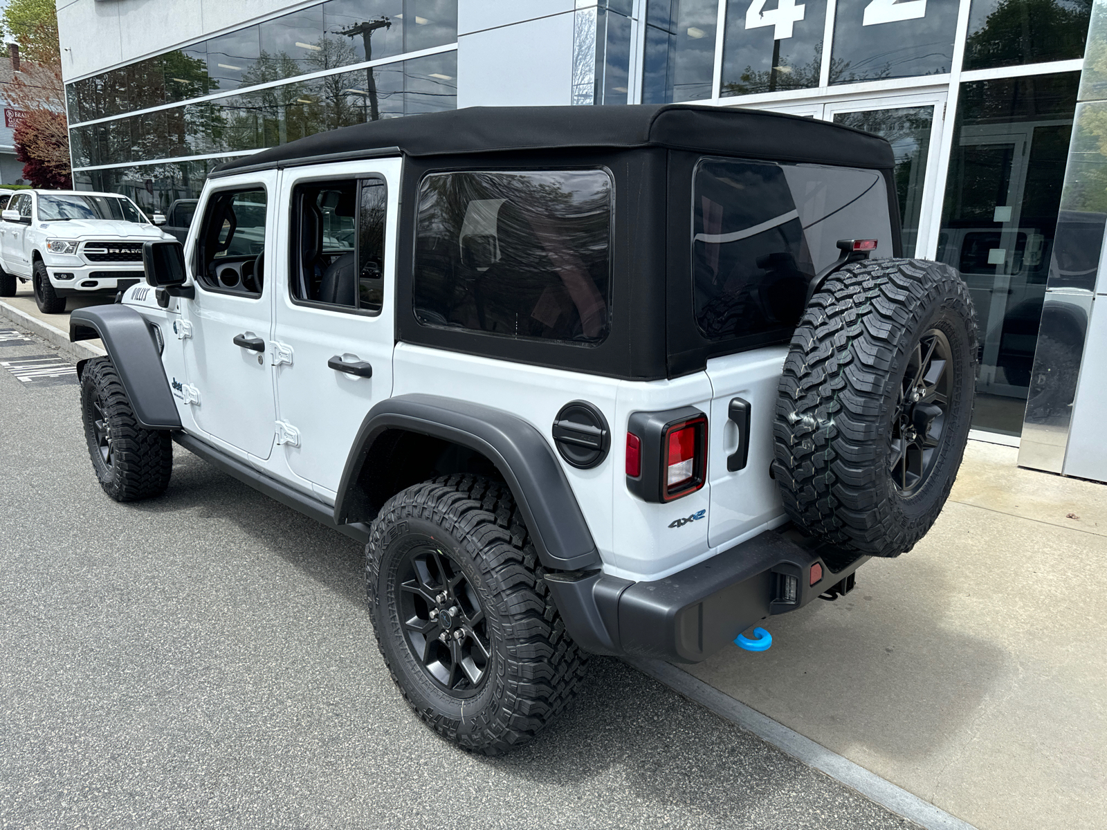 2024 Jeep Wrangler 4xe Willys 4