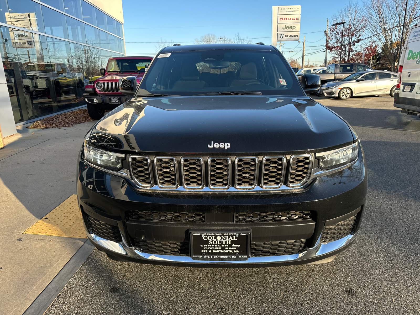 2024 Jeep Grand Cherokee L Laredo 9