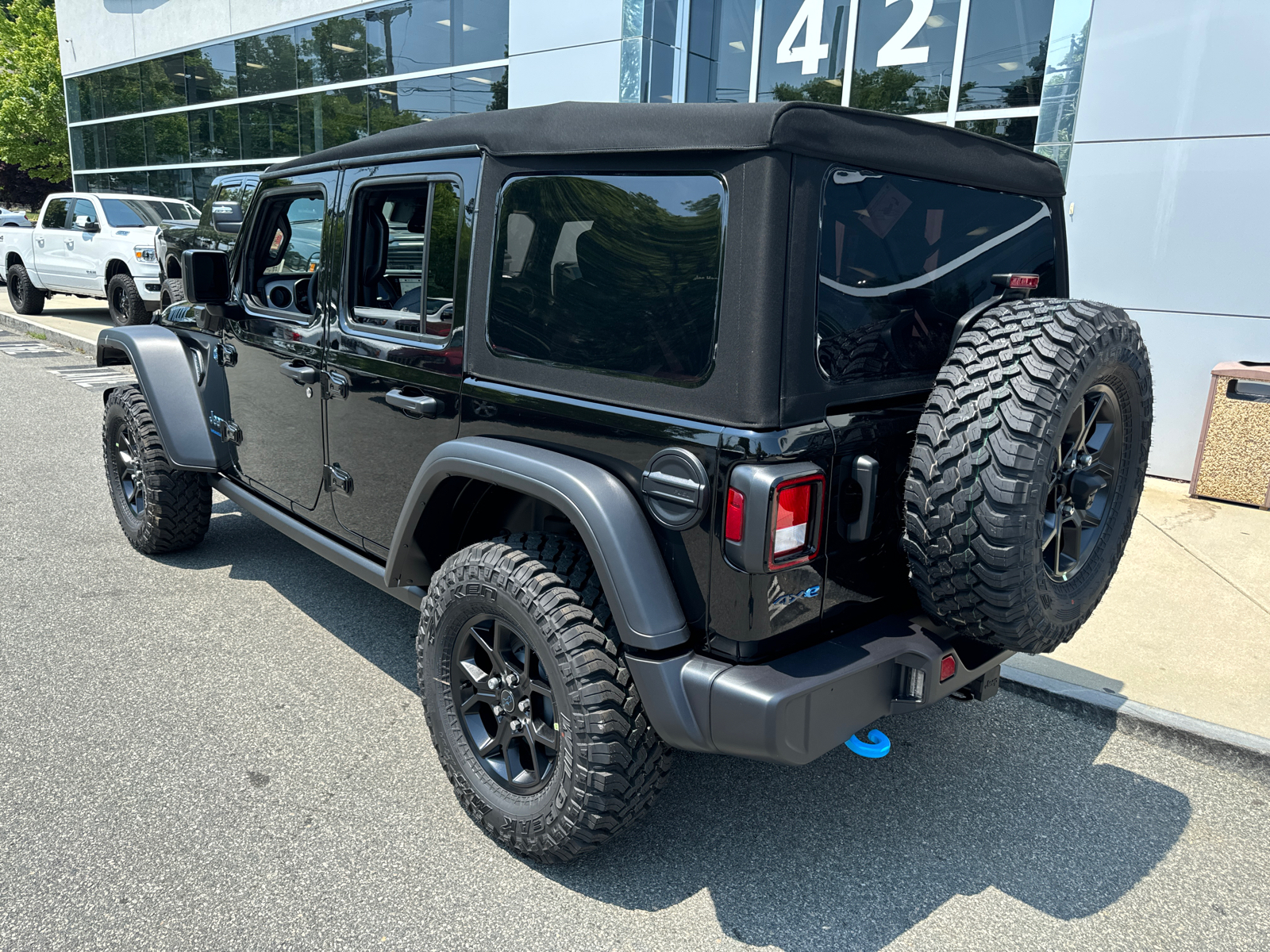 2024 Jeep Wrangler 4xe Willys 4