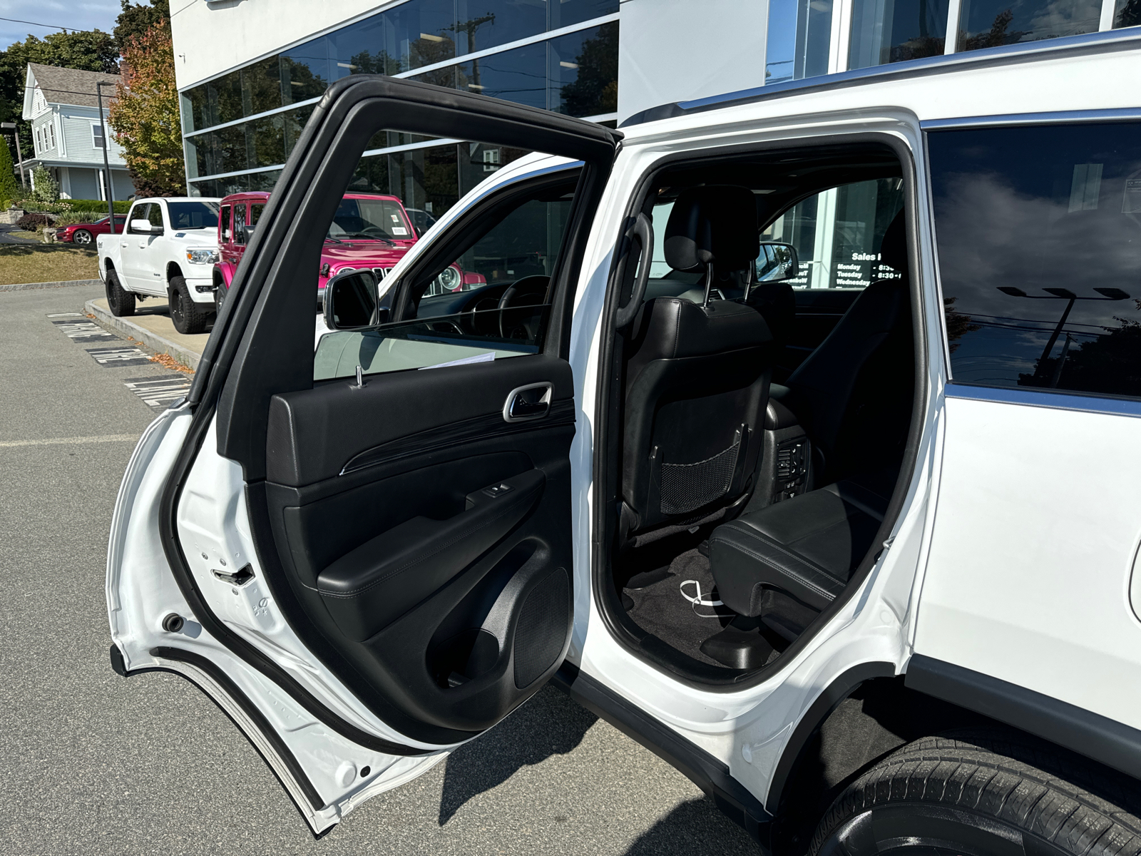 2022 Jeep Grand Cherokee WK Limited 30