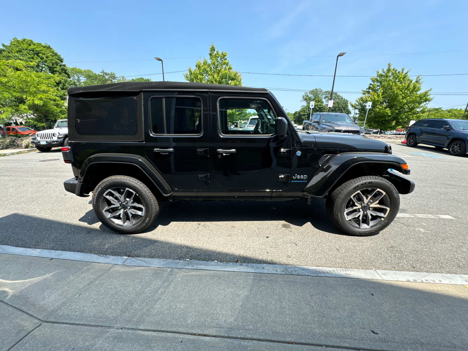 2024 Jeep Wrangler 4xe Sport S 7