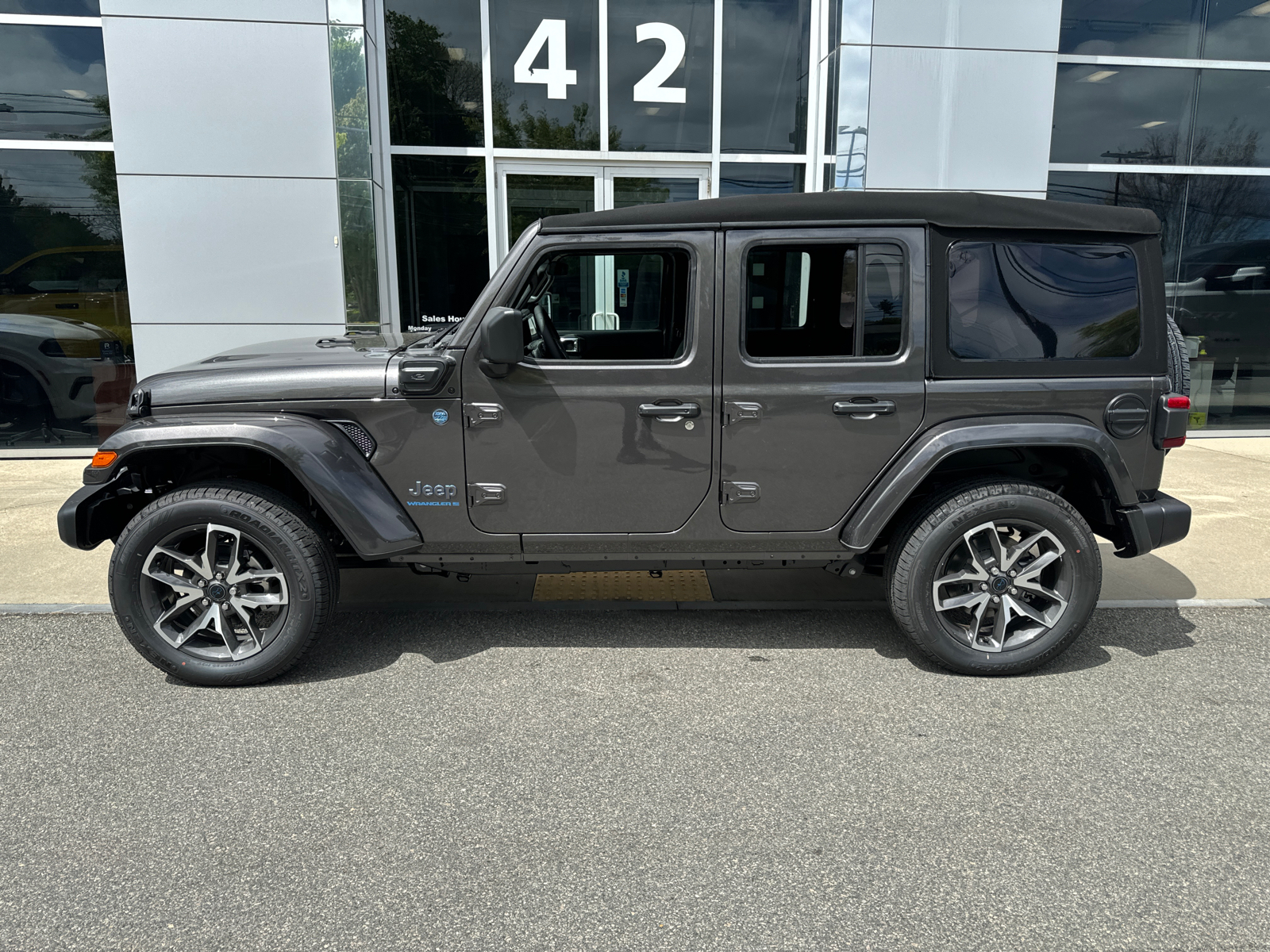 2024 Jeep Wrangler 4xe Sport S 3