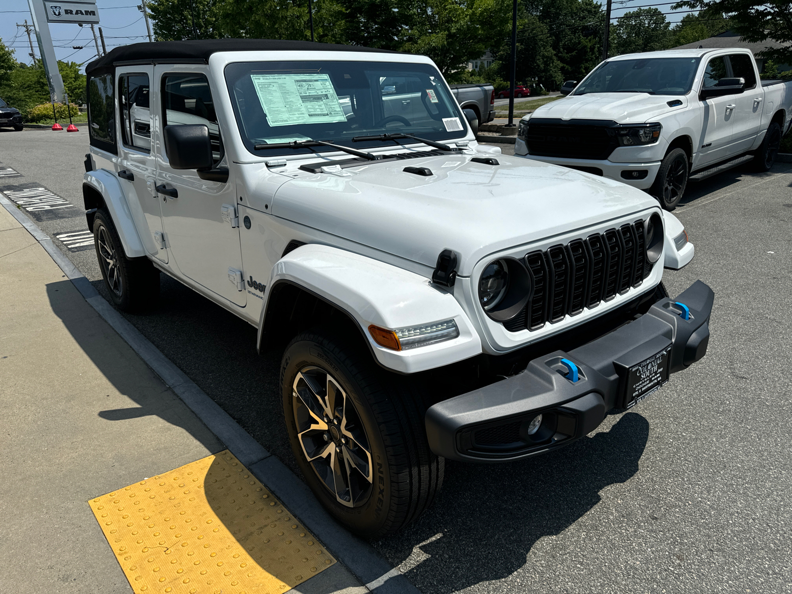 2024 Jeep Wrangler 4xe Sport S 8