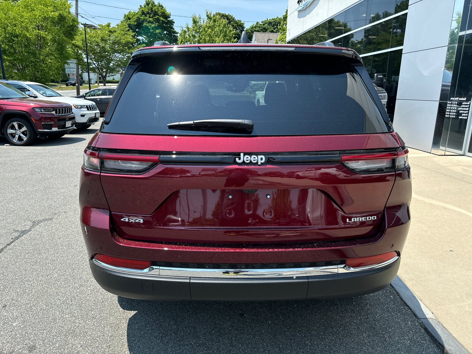 2024 Jeep Grand Cherokee Laredo X 5