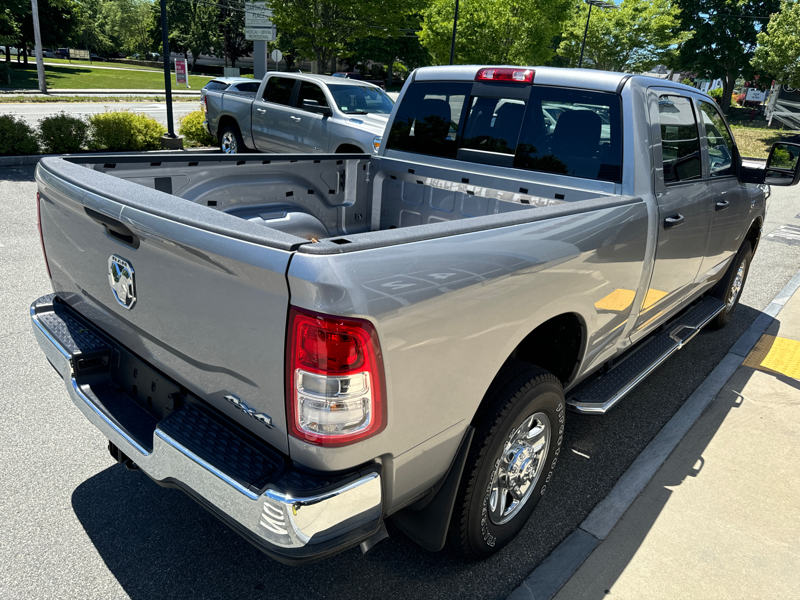 2023 Ram 3500 Tradesman 4x4 Crew Cab 64 Box 6