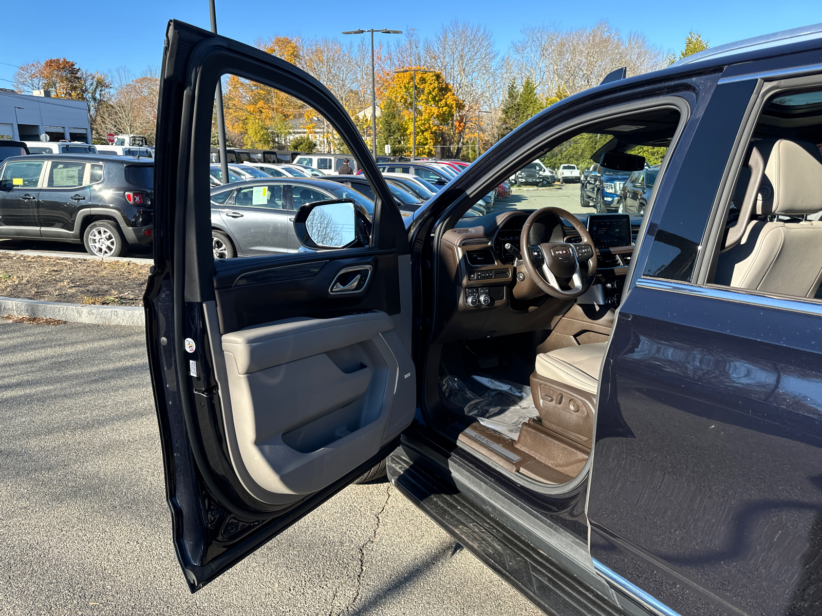 2021 GMC Yukon SLT 11