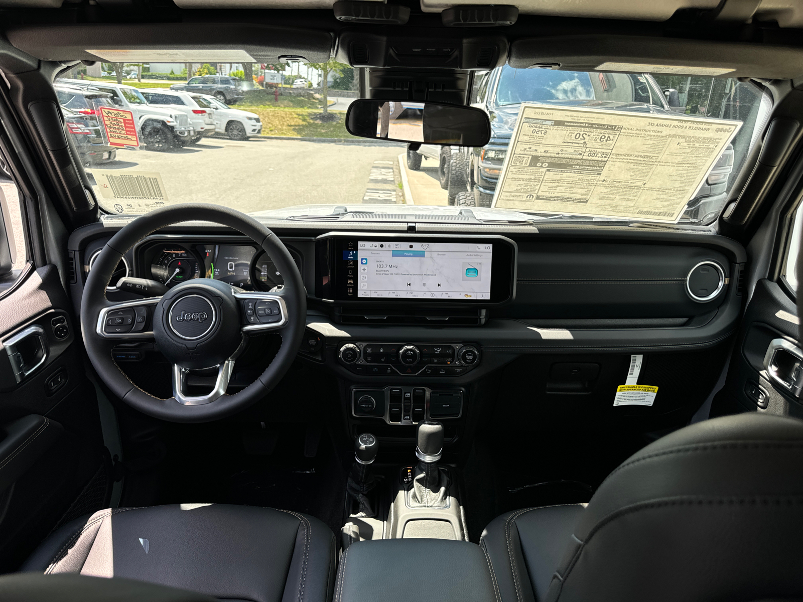 2024 Jeep Wrangler 4xe Sahara 32