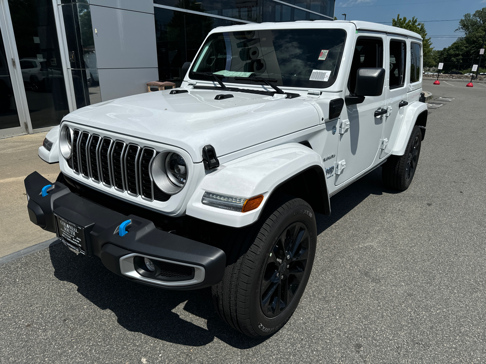 2024 Jeep Wrangler 4xe Sahara 2