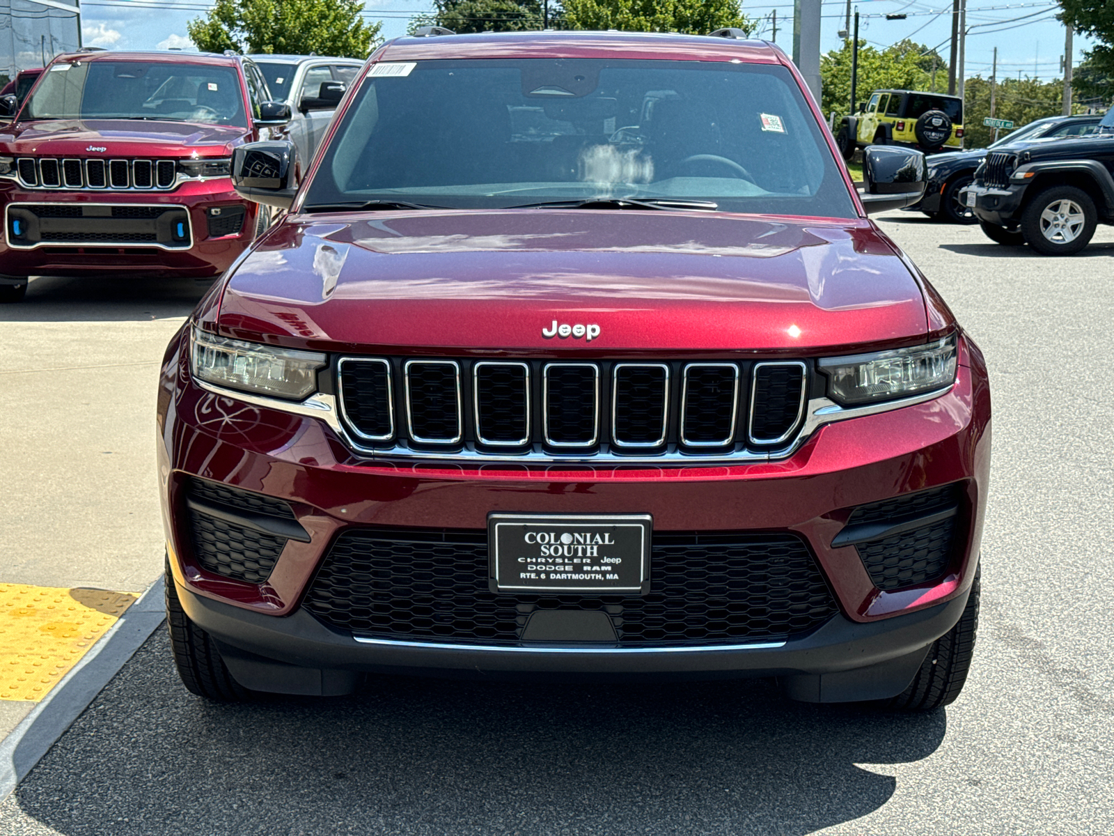 2024 Jeep Grand Cherokee Laredo 38