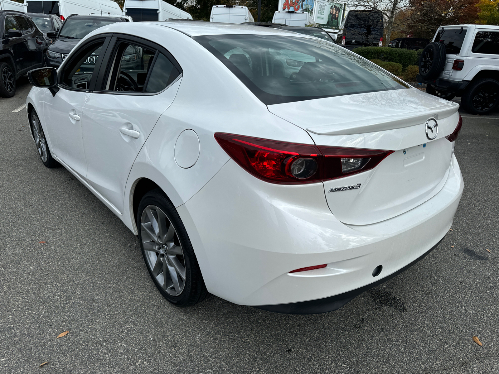 2018 Mazda Mazda3 4-Door Touring 4