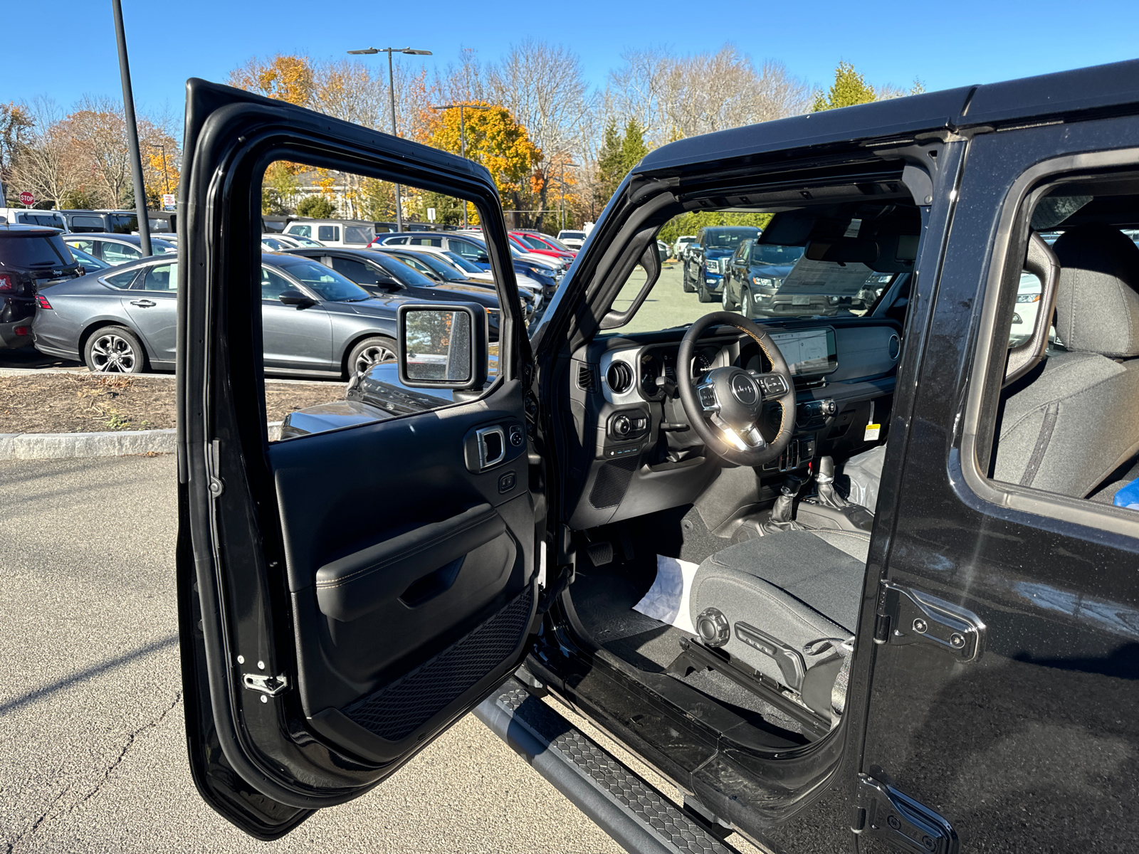 2024 Jeep Wrangler 4xe Sahara 11