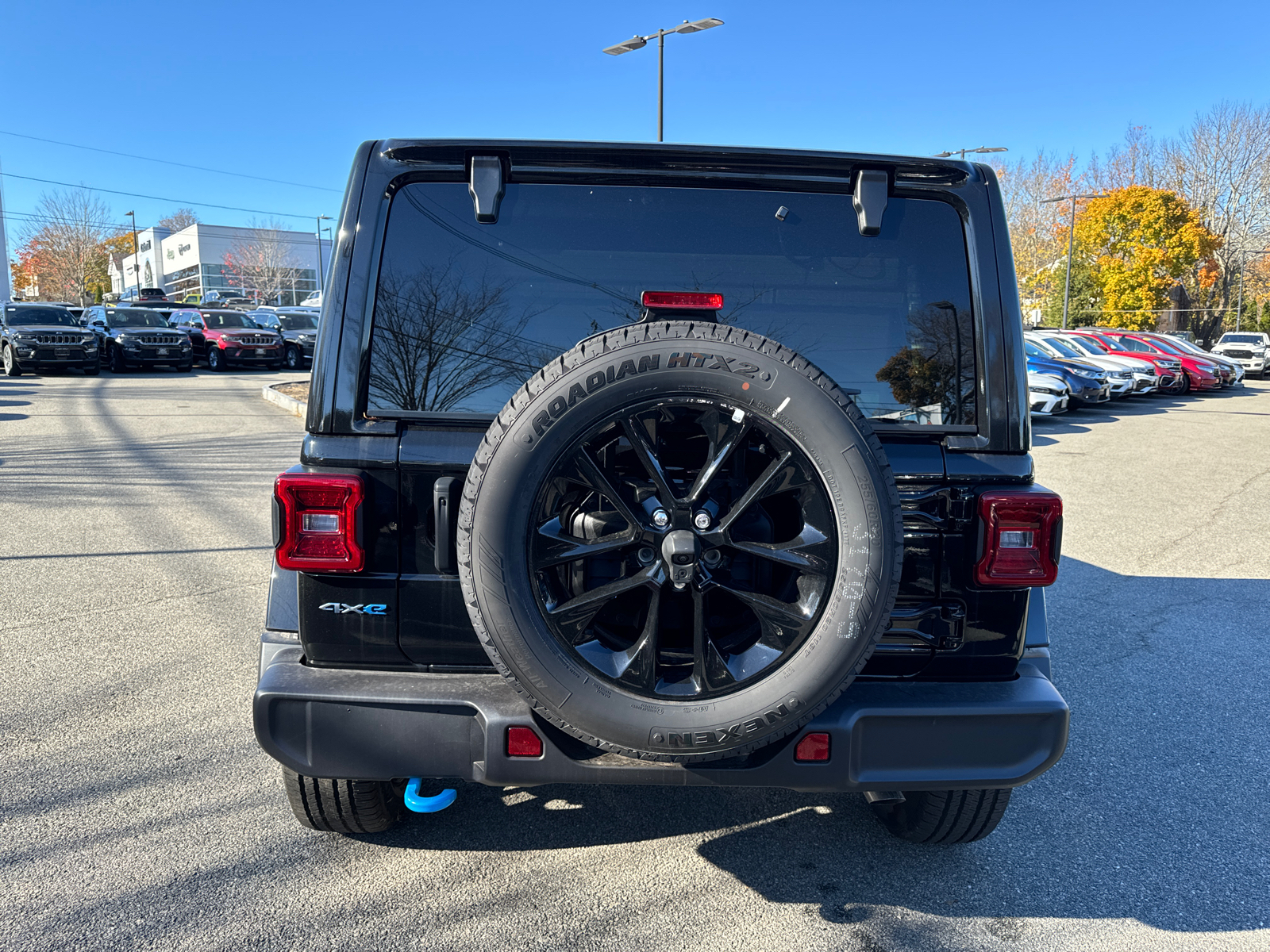 2024 Jeep Wrangler 4xe Sahara 29