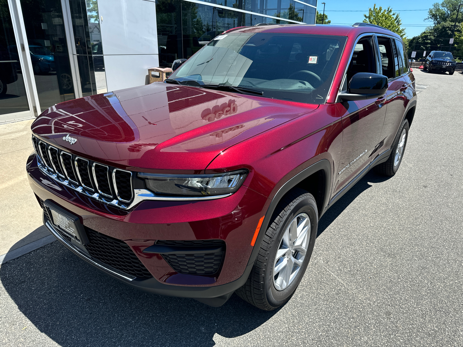 2024 Jeep Grand Cherokee Laredo X 2