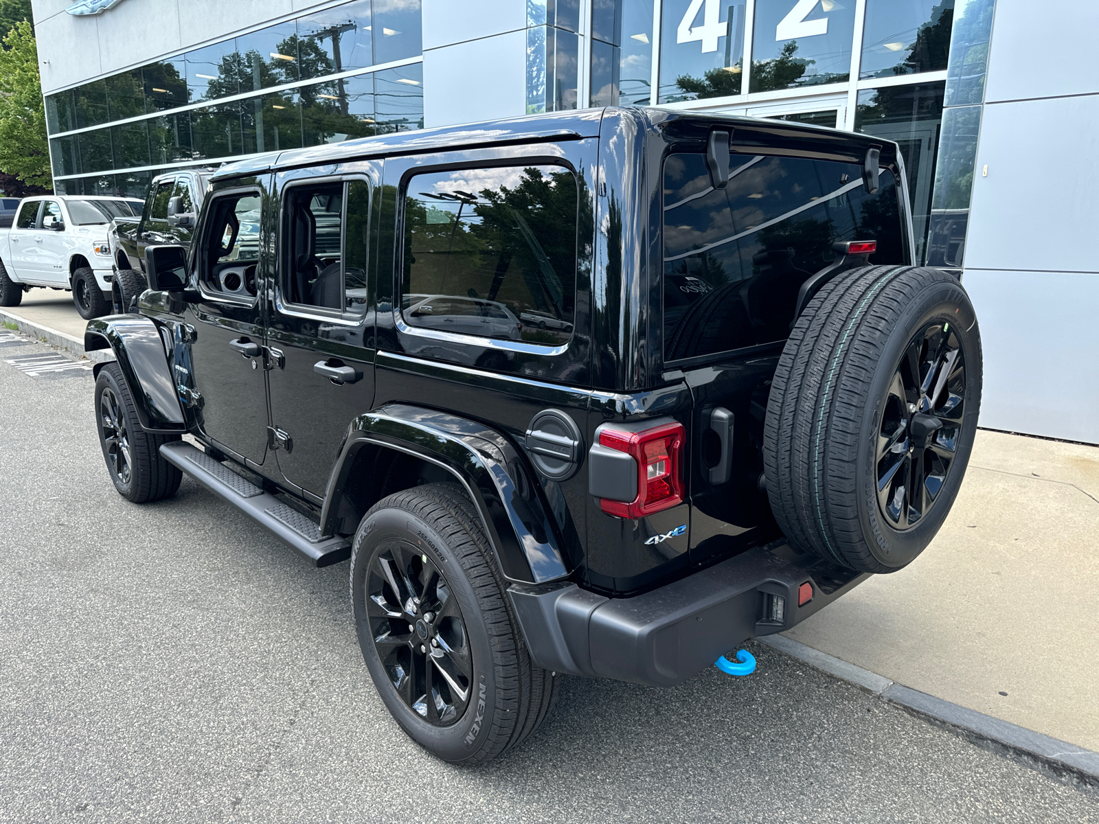 2024 Jeep Wrangler 4xe Sahara 4