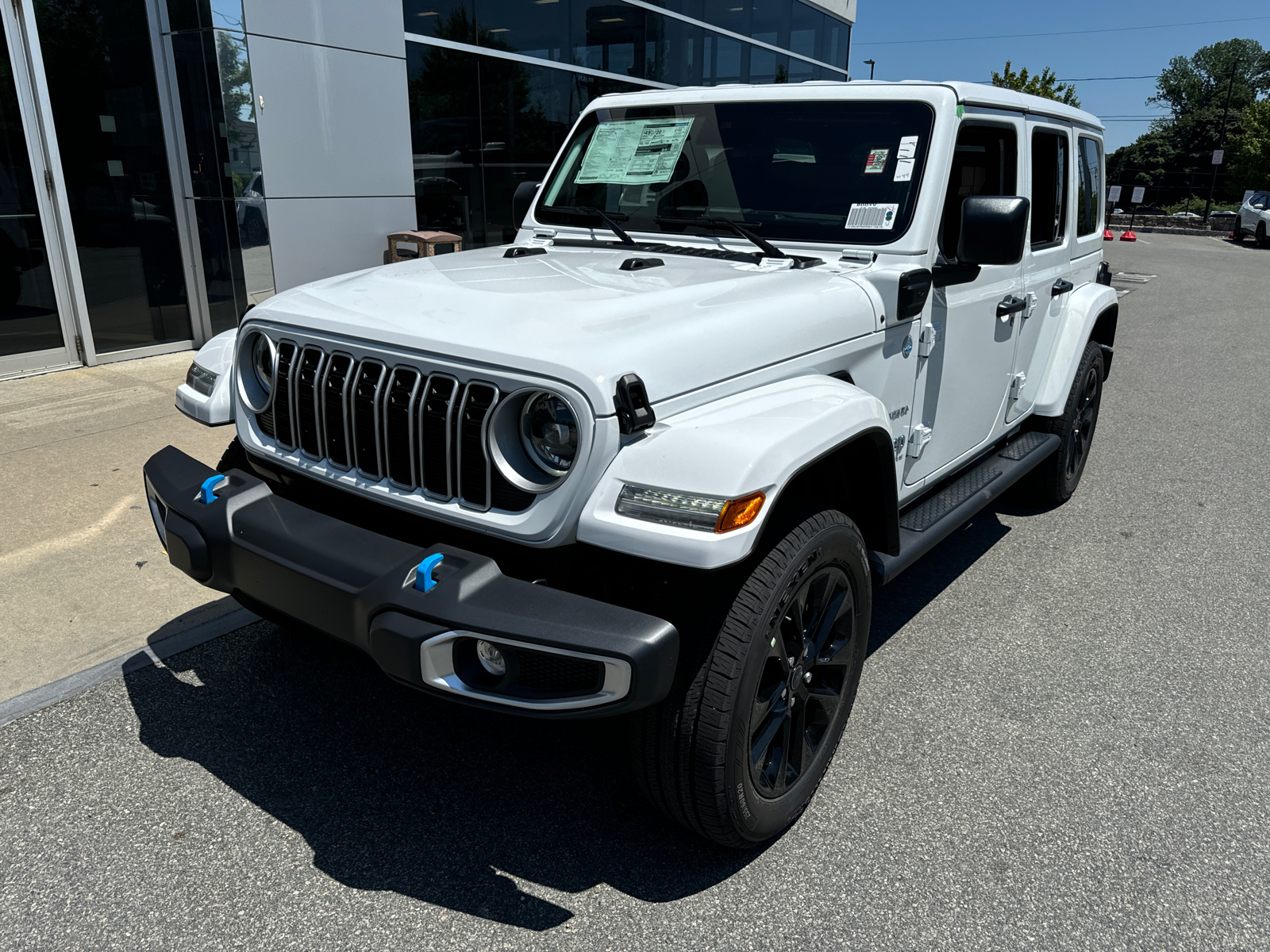 2024 Jeep Wrangler 4xe Sahara 2