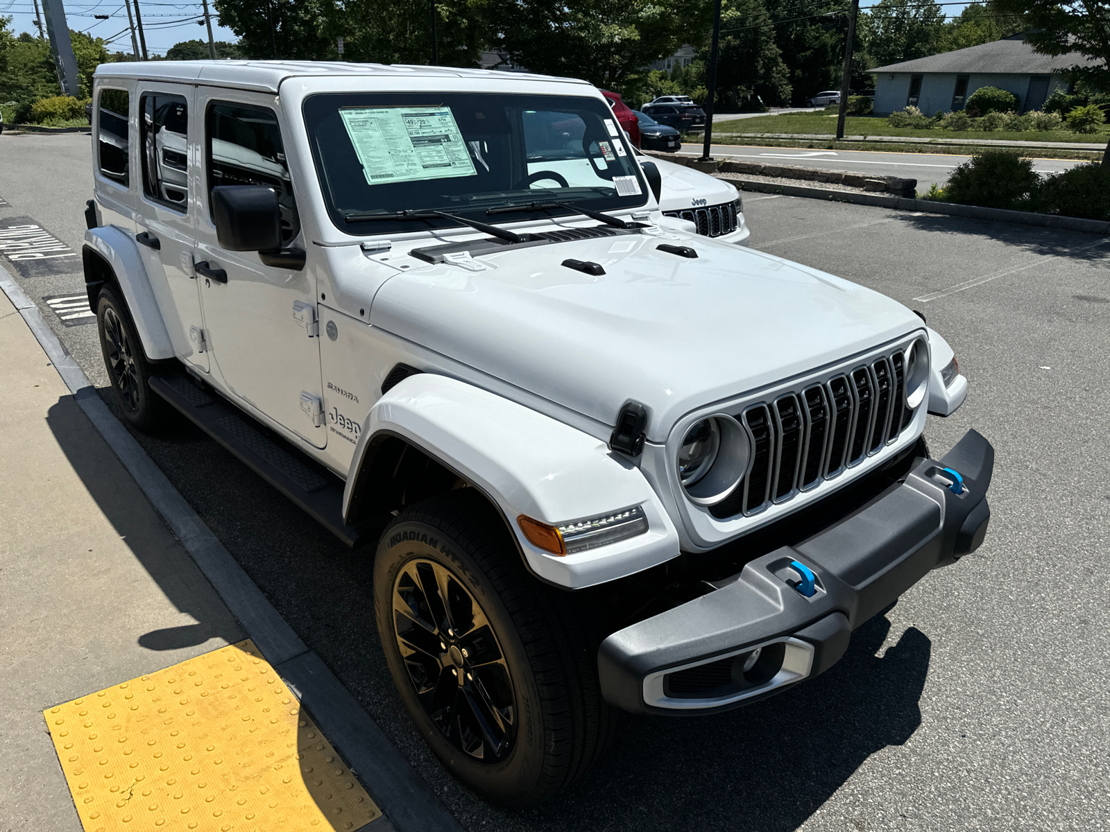 2024 Jeep Wrangler 4xe Sahara 8