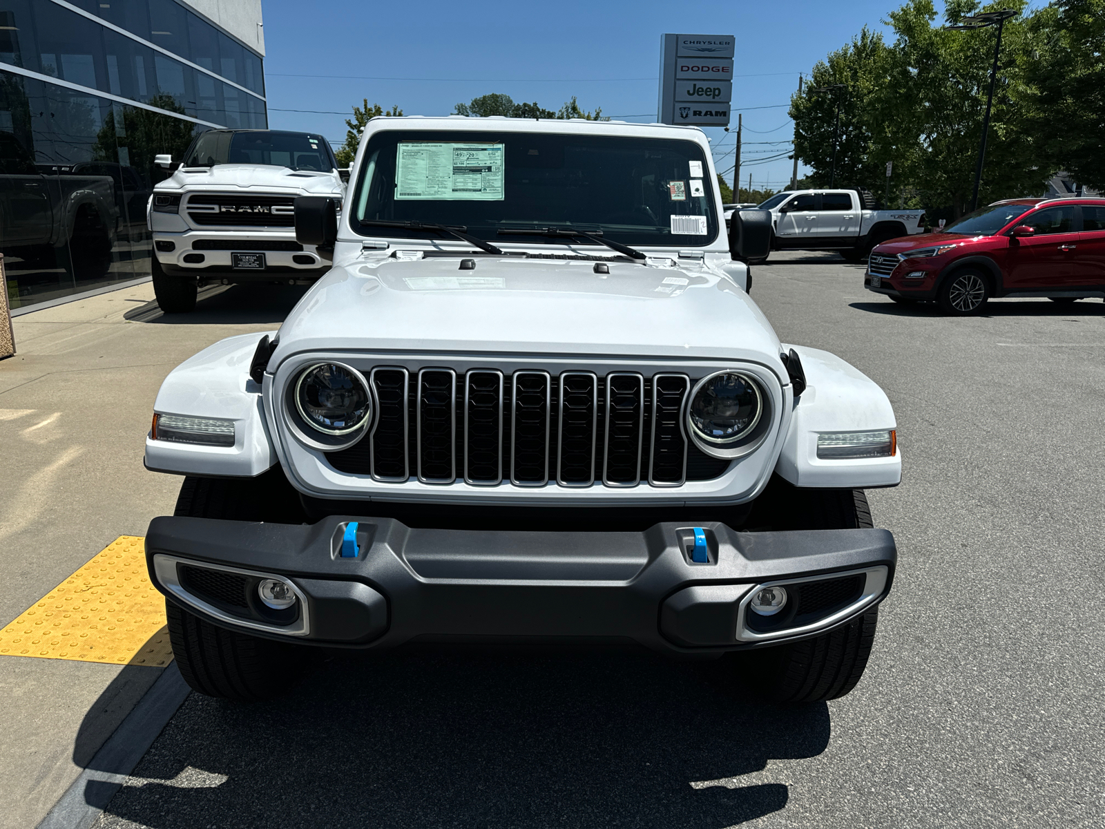 2024 Jeep Wrangler 4xe Sahara 9