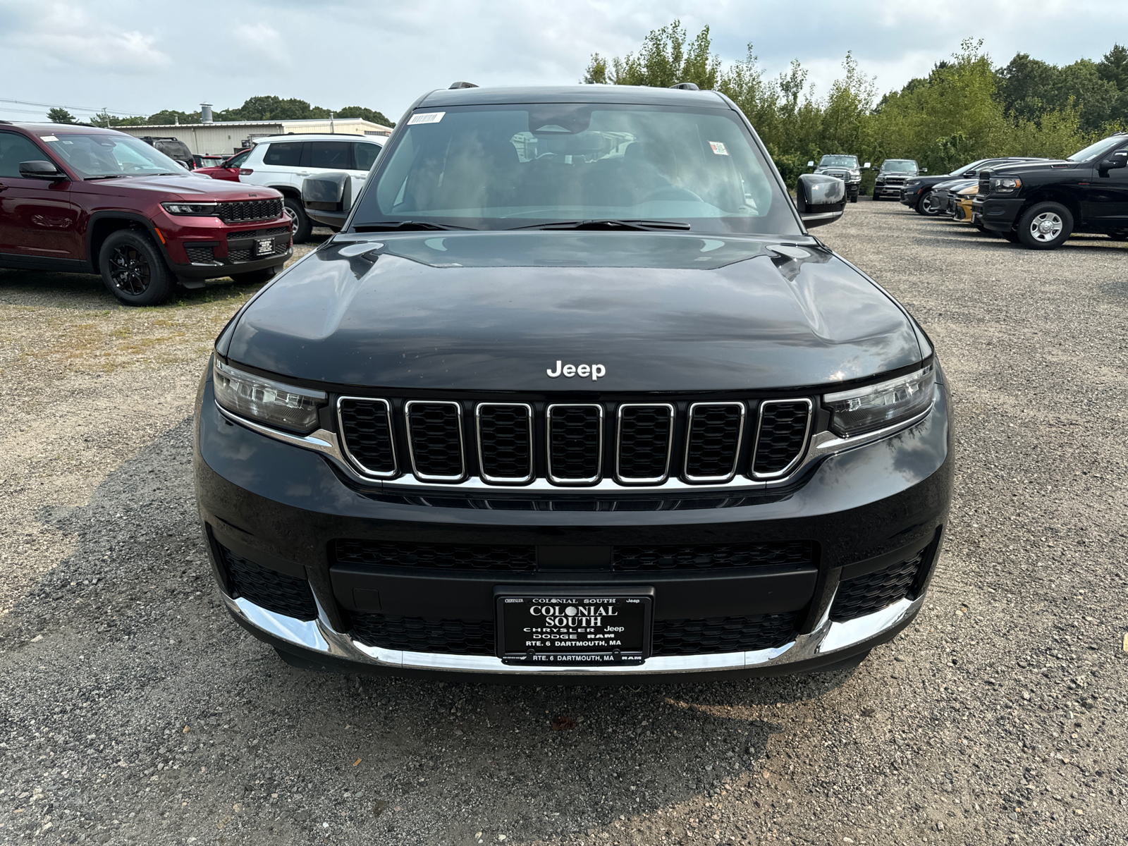 2024 Jeep Grand Cherokee L Laredo 9