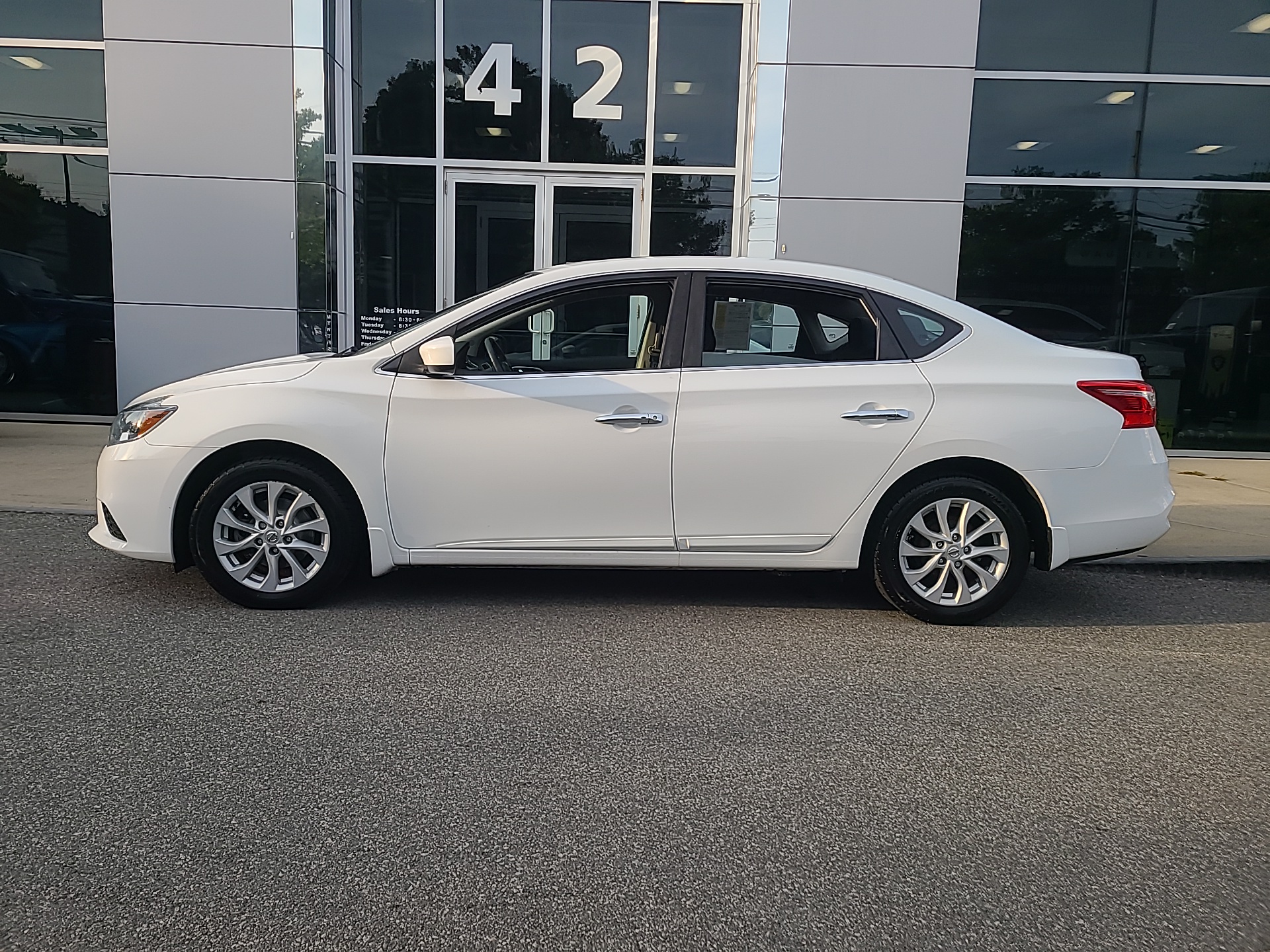 2018 Nissan Sentra SV 2