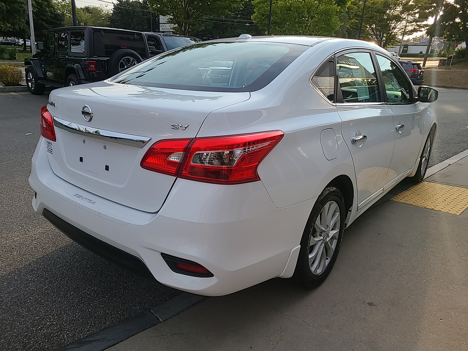 2018 Nissan Sentra SV 4