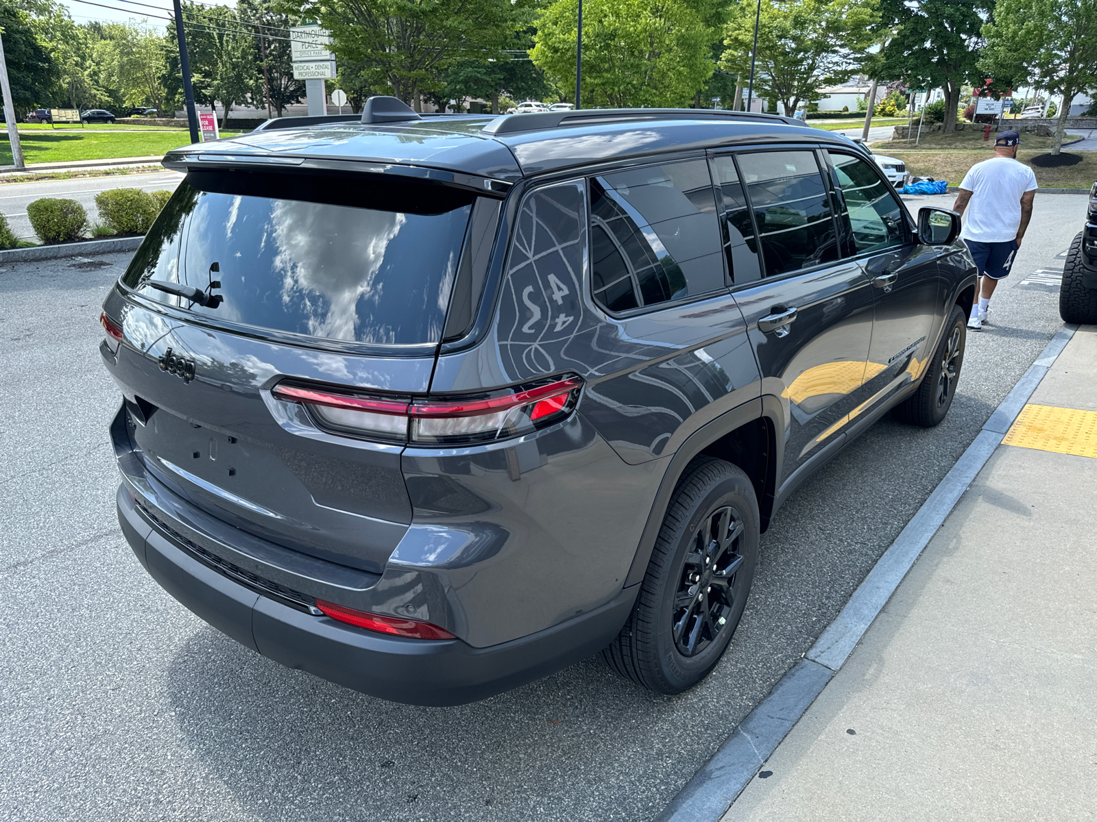 2024 Jeep Grand Cherokee L Altitude X 6