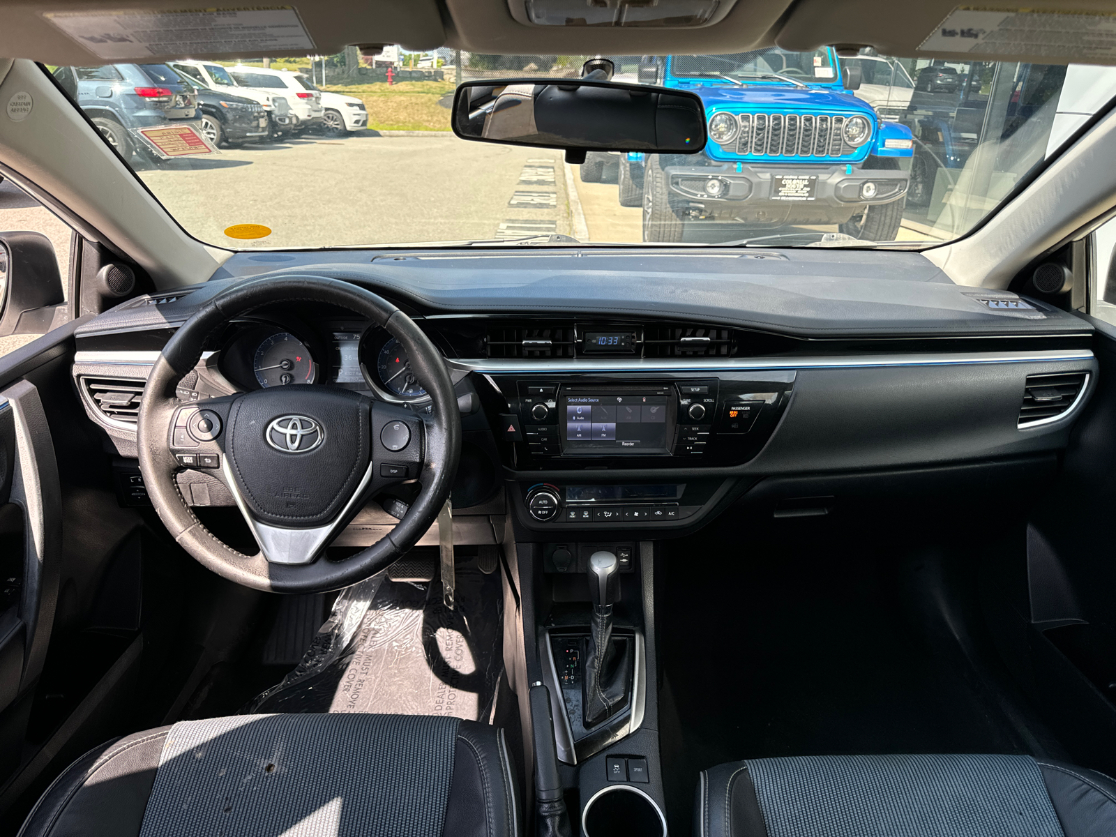 2014 Toyota Corolla S Plus 33