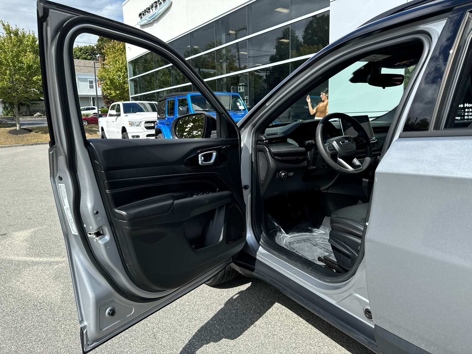 2022 Jeep Compass Altitude 11