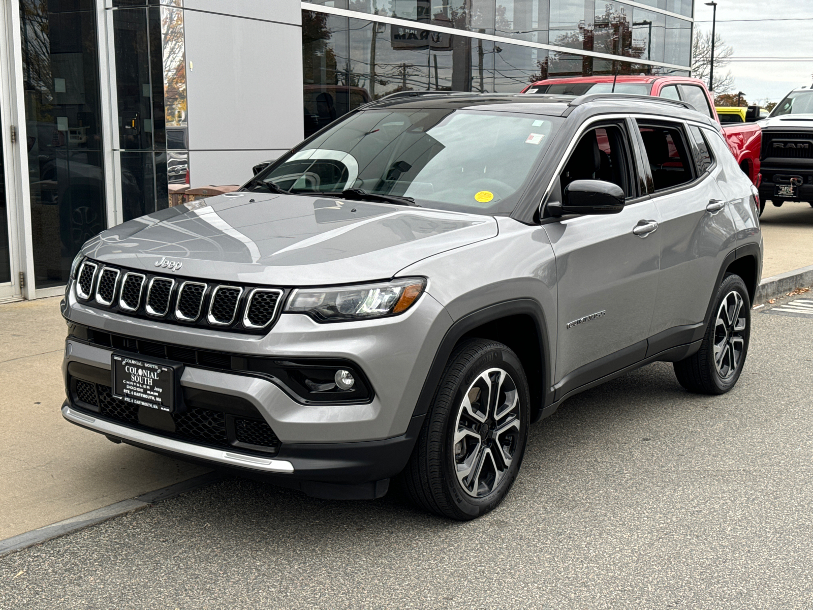 2023 Jeep Compass Limited 1