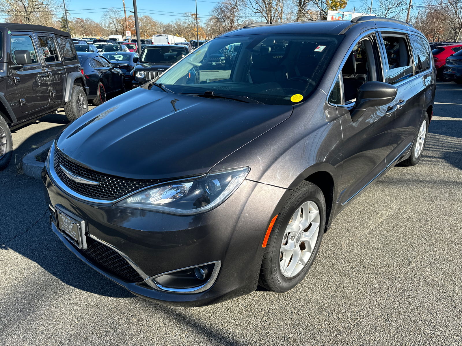 2017 Chrysler Pacifica Touring-L 2