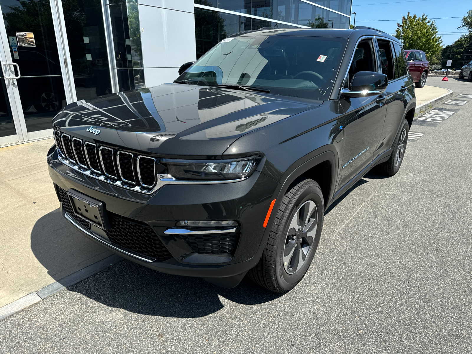 2024 Jeep Grand Cherokee 4xe CHEROKEE 2