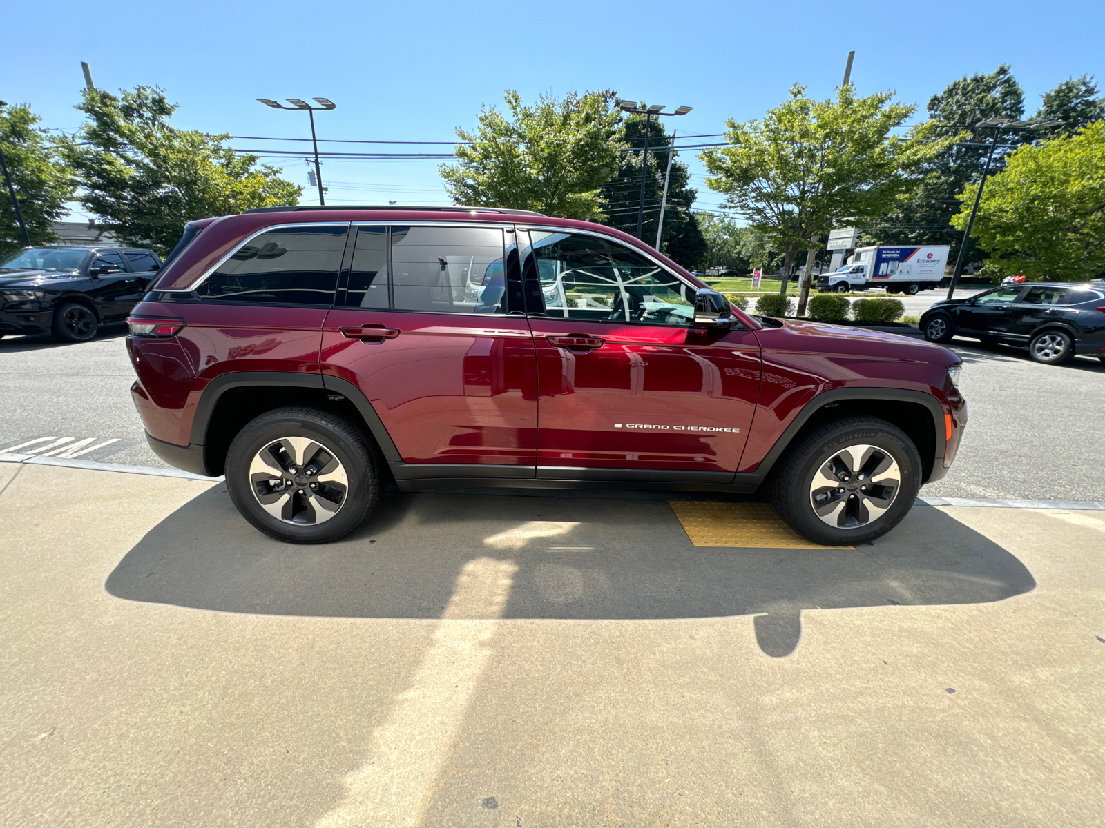 2024 Jeep Grand Cherokee 4xe CHEROKEE 7