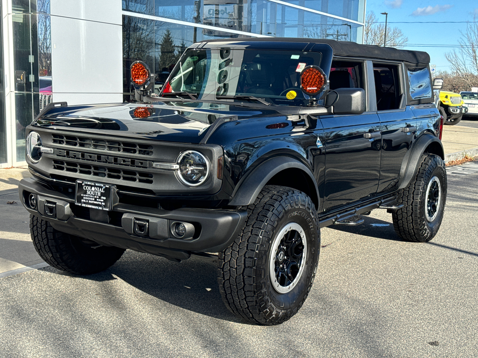 2022 Ford Bronco Black Diamond 1