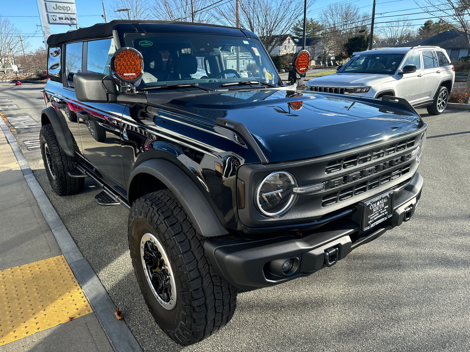 2022 Ford Bronco Black Diamond 8