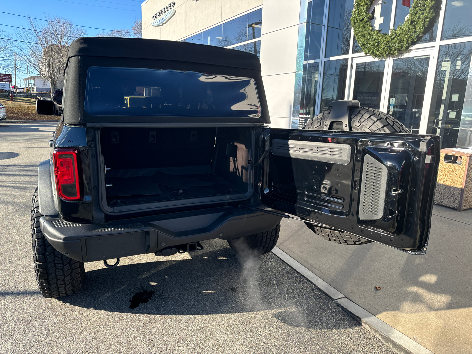 2022 Ford Bronco Black Diamond 35